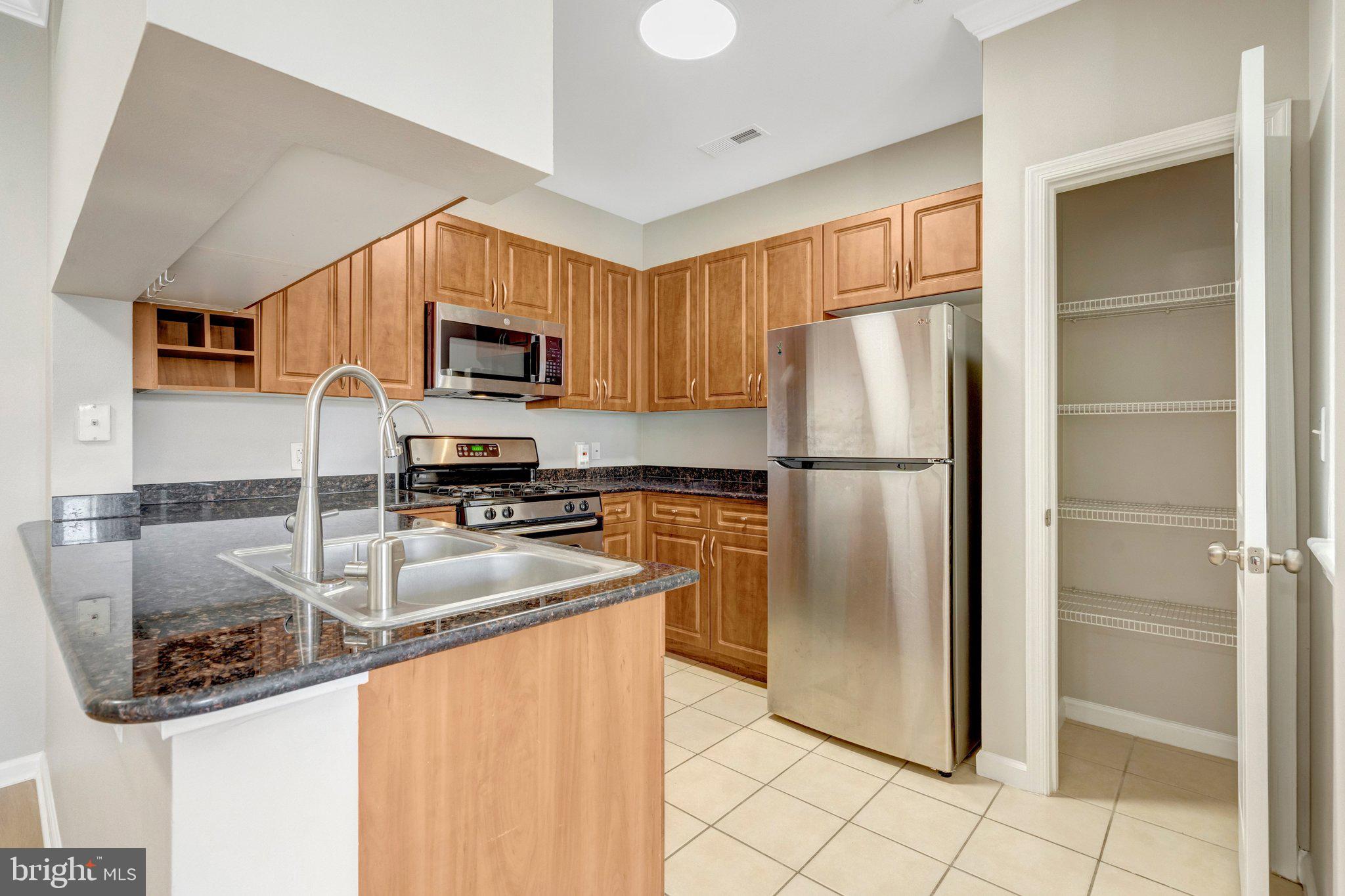 12104 GARDEN GROVE CIRCLE 401