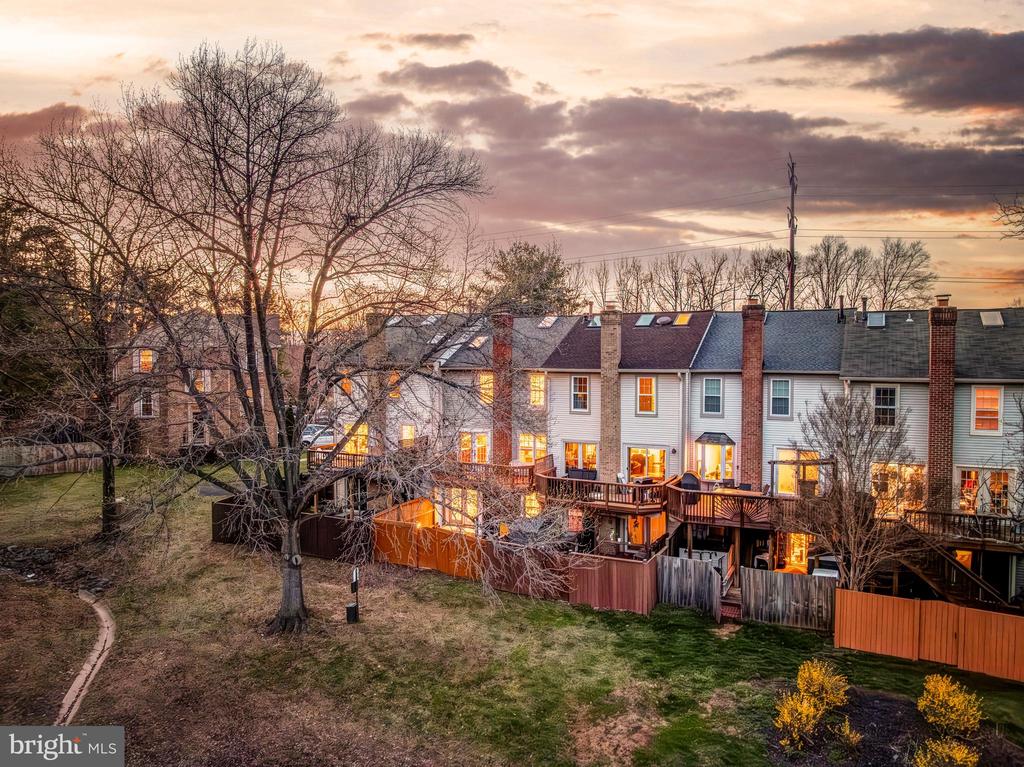 4261 FOX LAKE DRIVE