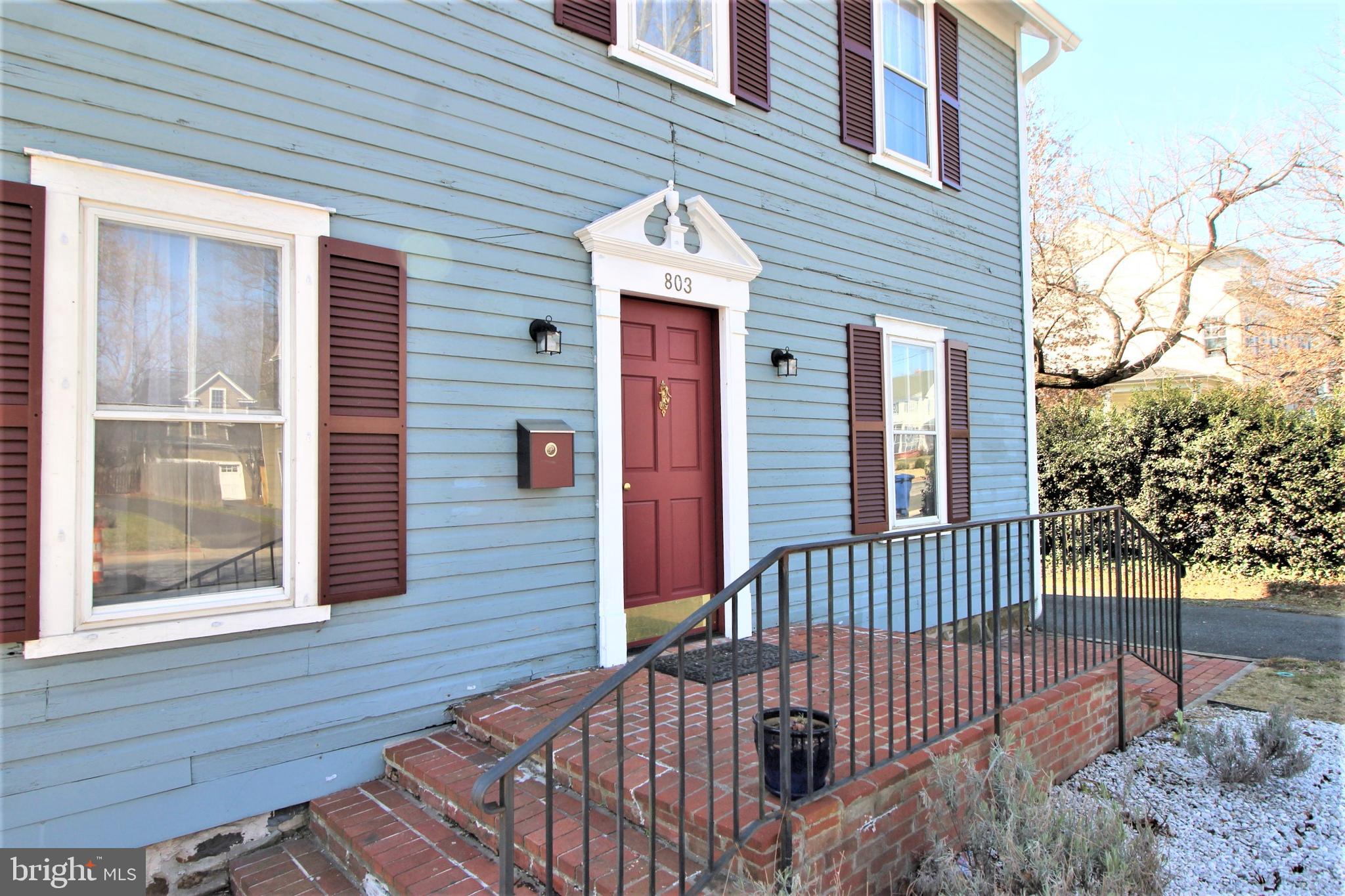 803 ELDEN STREET