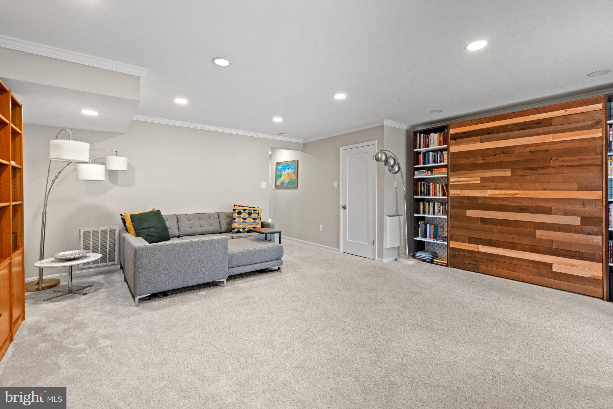 9864 HIGH WATER COURT