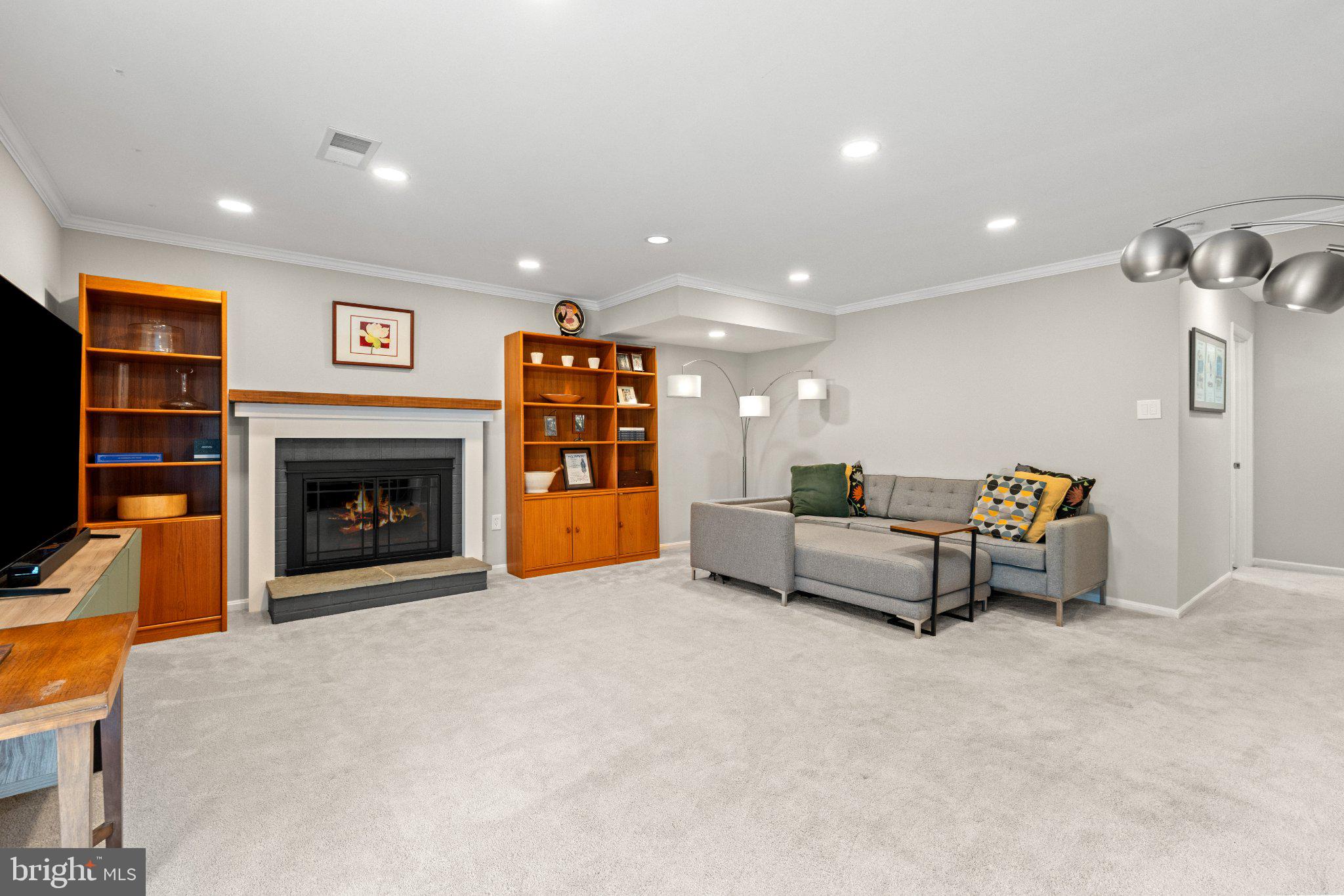 9864 HIGH WATER COURT