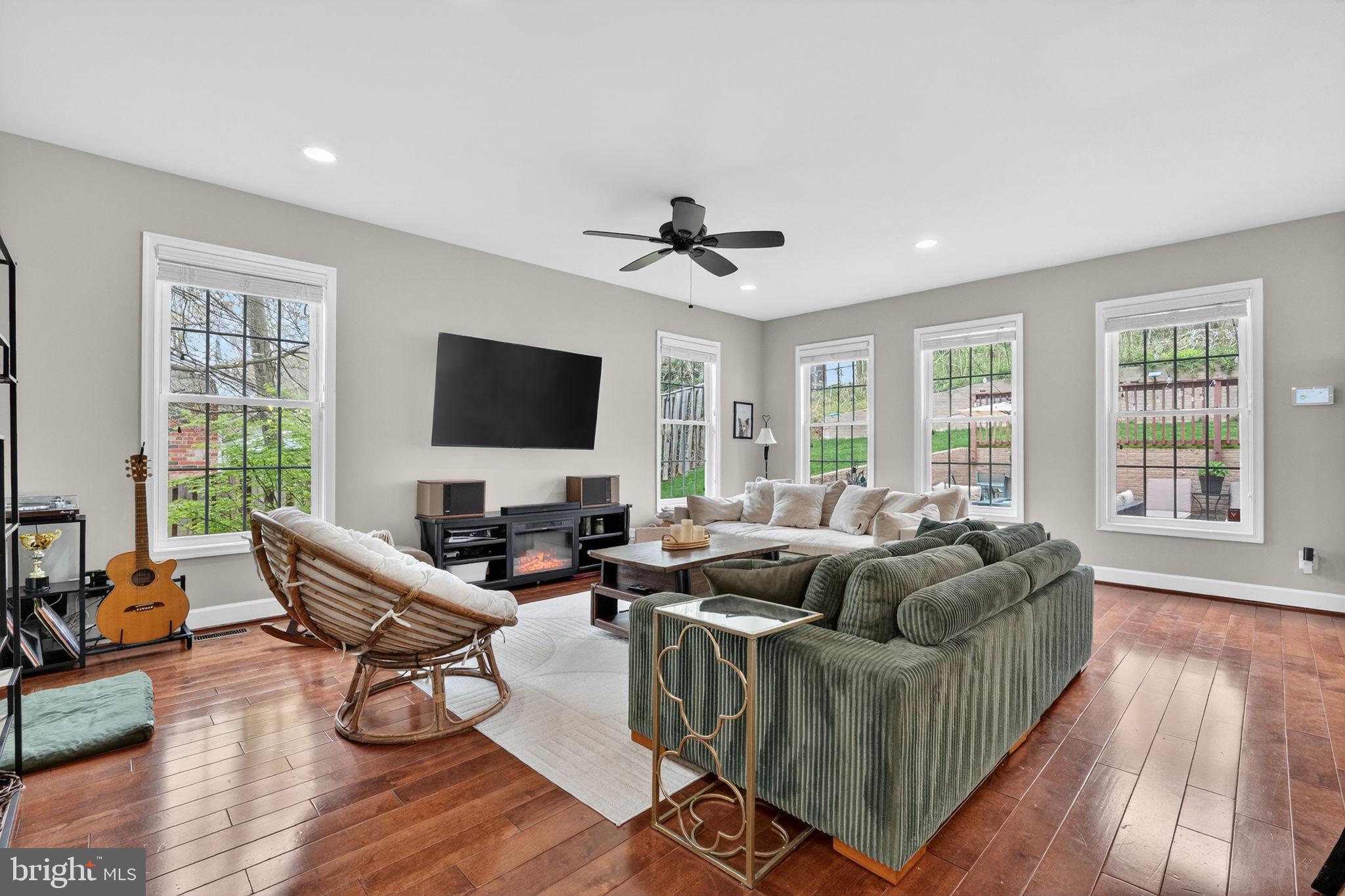 3112 SPRING DRIVE