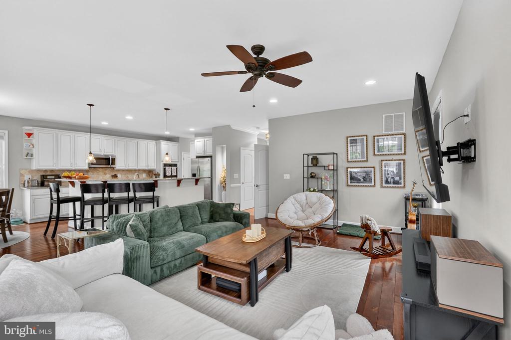 3112 SPRING DRIVE