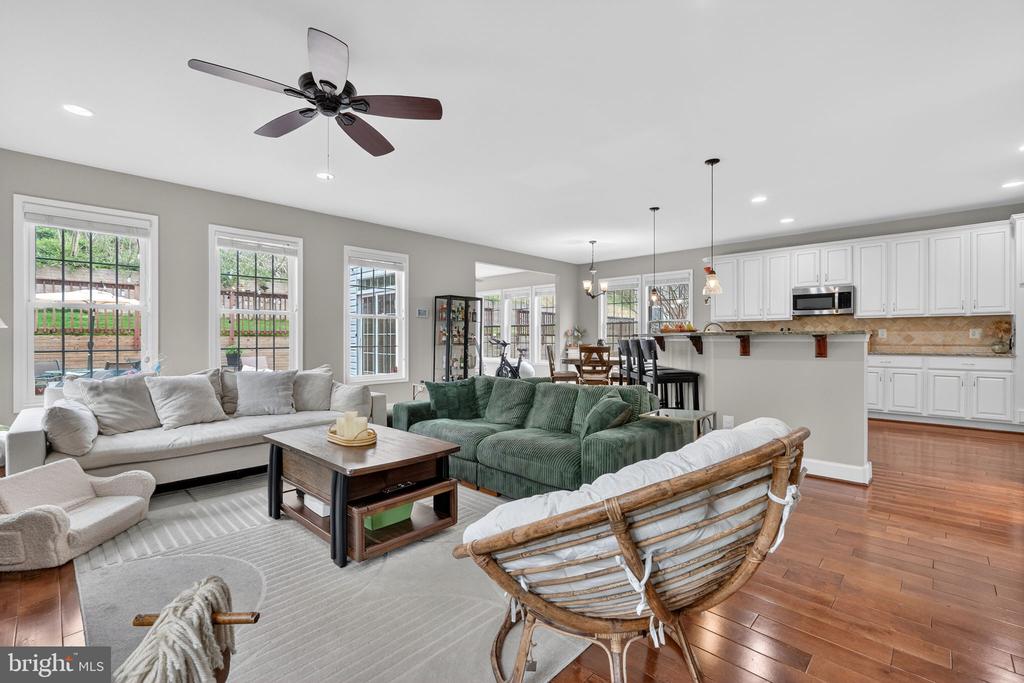 3112 SPRING DRIVE