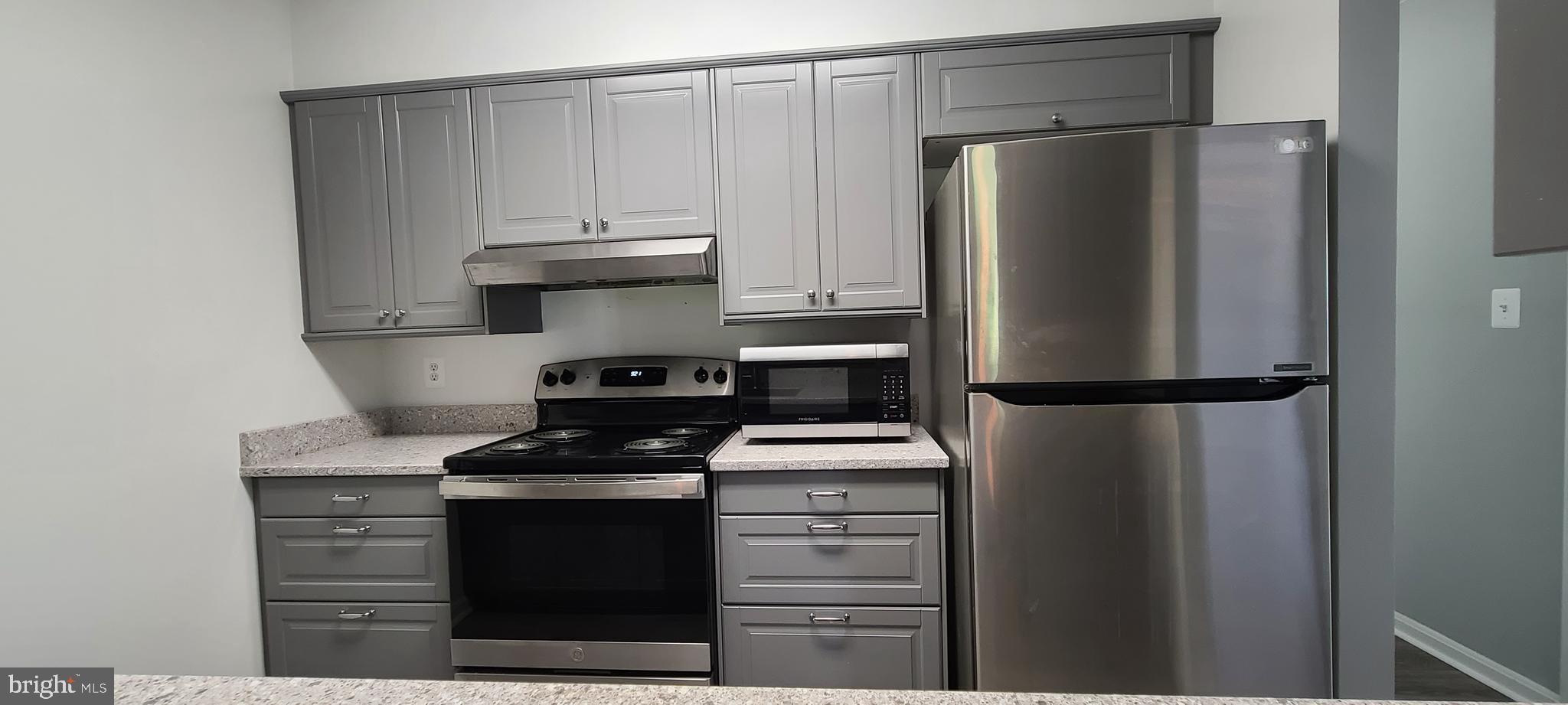 5829 ORCHARD HILL COURT 5829