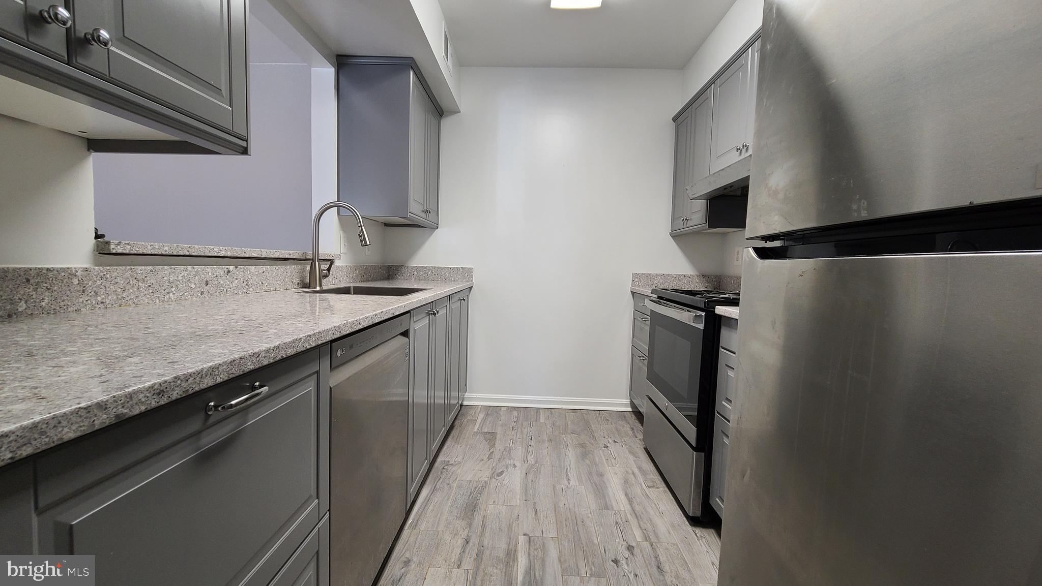 5829 ORCHARD HILL COURT 5829