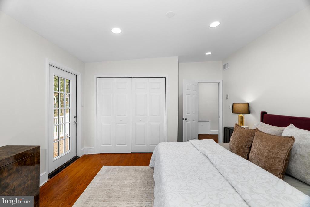 6420 15TH STREET