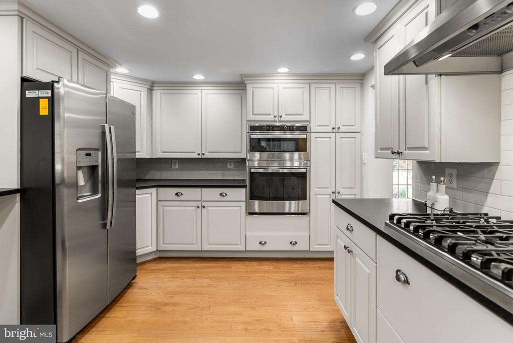 6420 15TH STREET