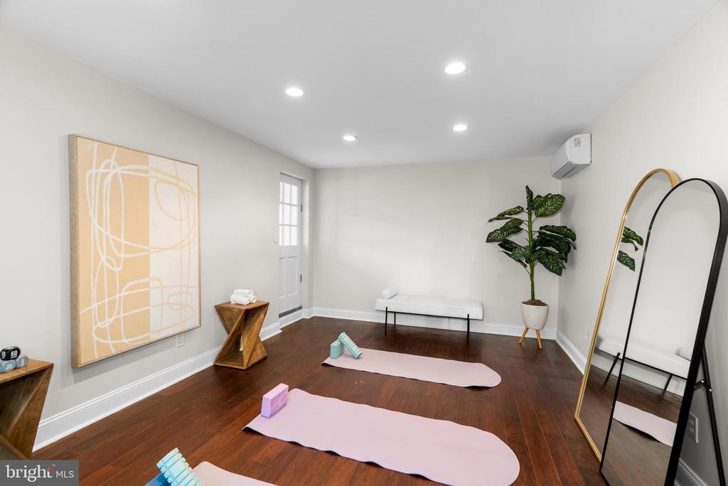 6420 15TH STREET