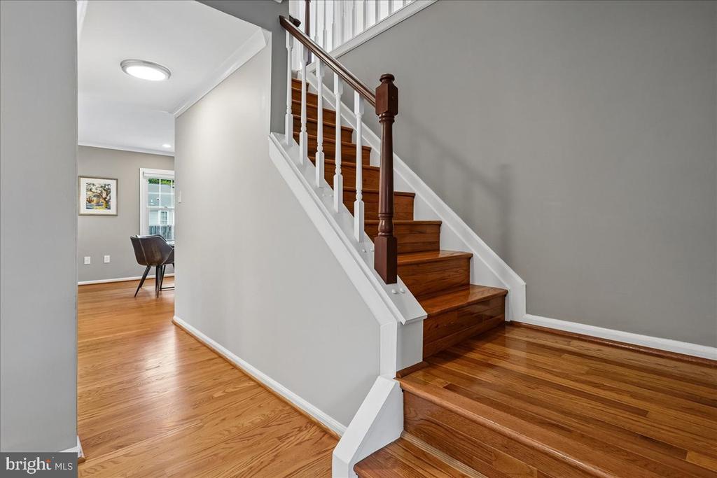 6404 KINGS LANDING ROAD
