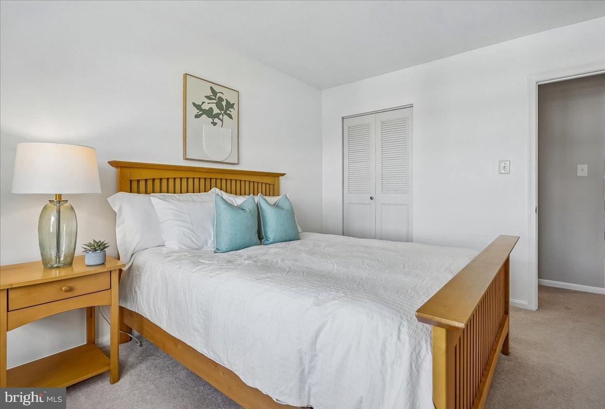 6404 KINGS LANDING ROAD