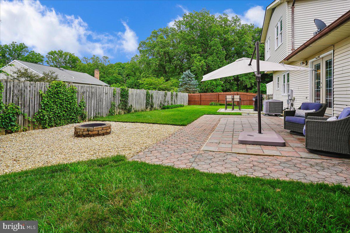 6404 KINGS LANDING ROAD