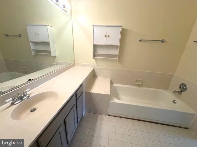 2162 KINGS GARDEN WAY