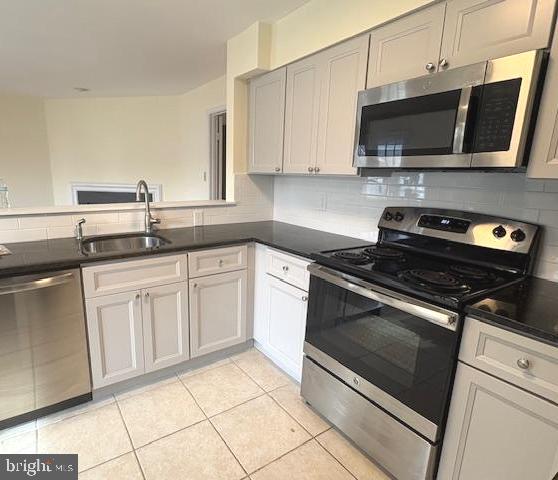 2162 KINGS GARDEN WAY