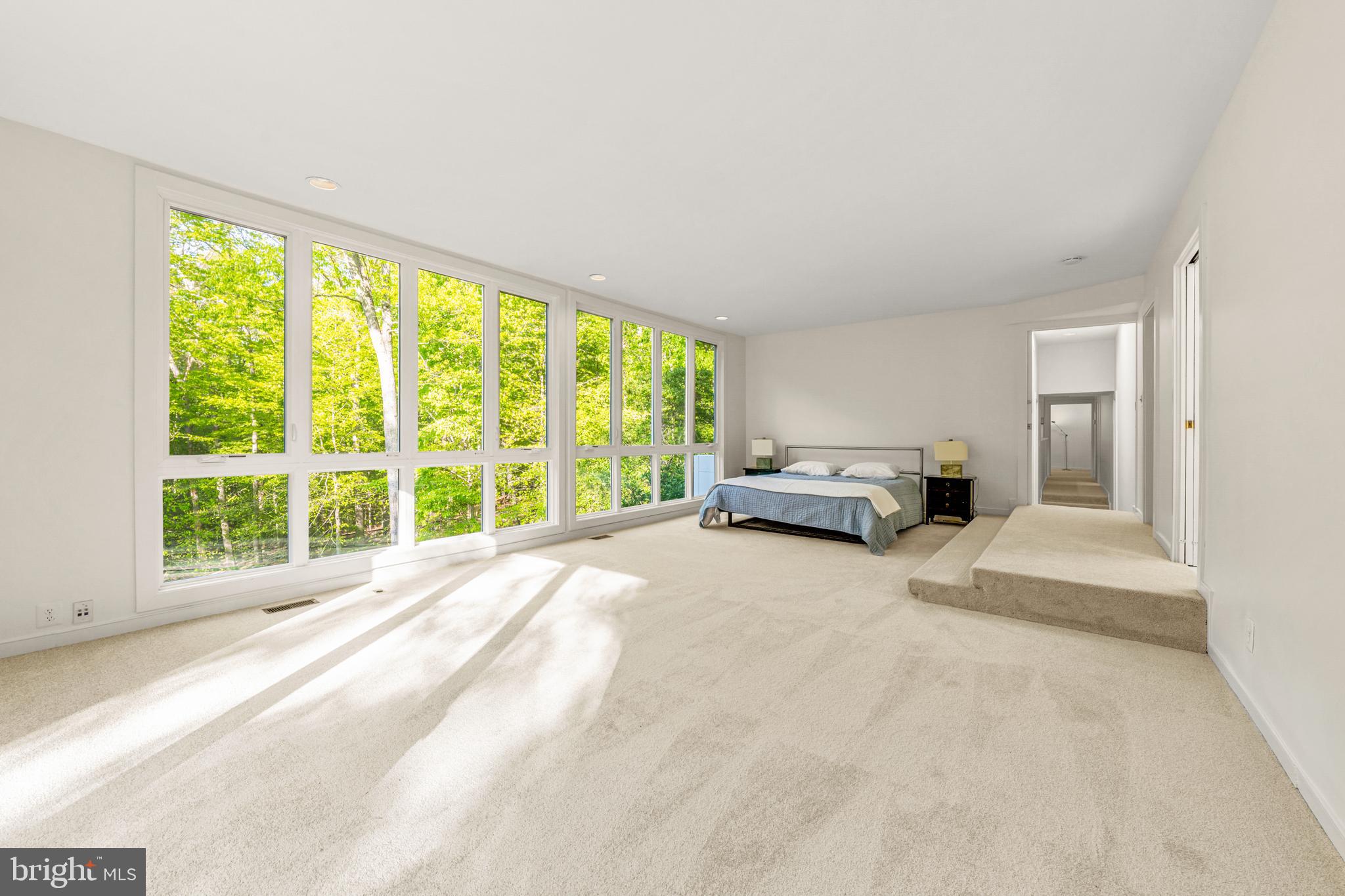 125 EAGLES MERE ROAD