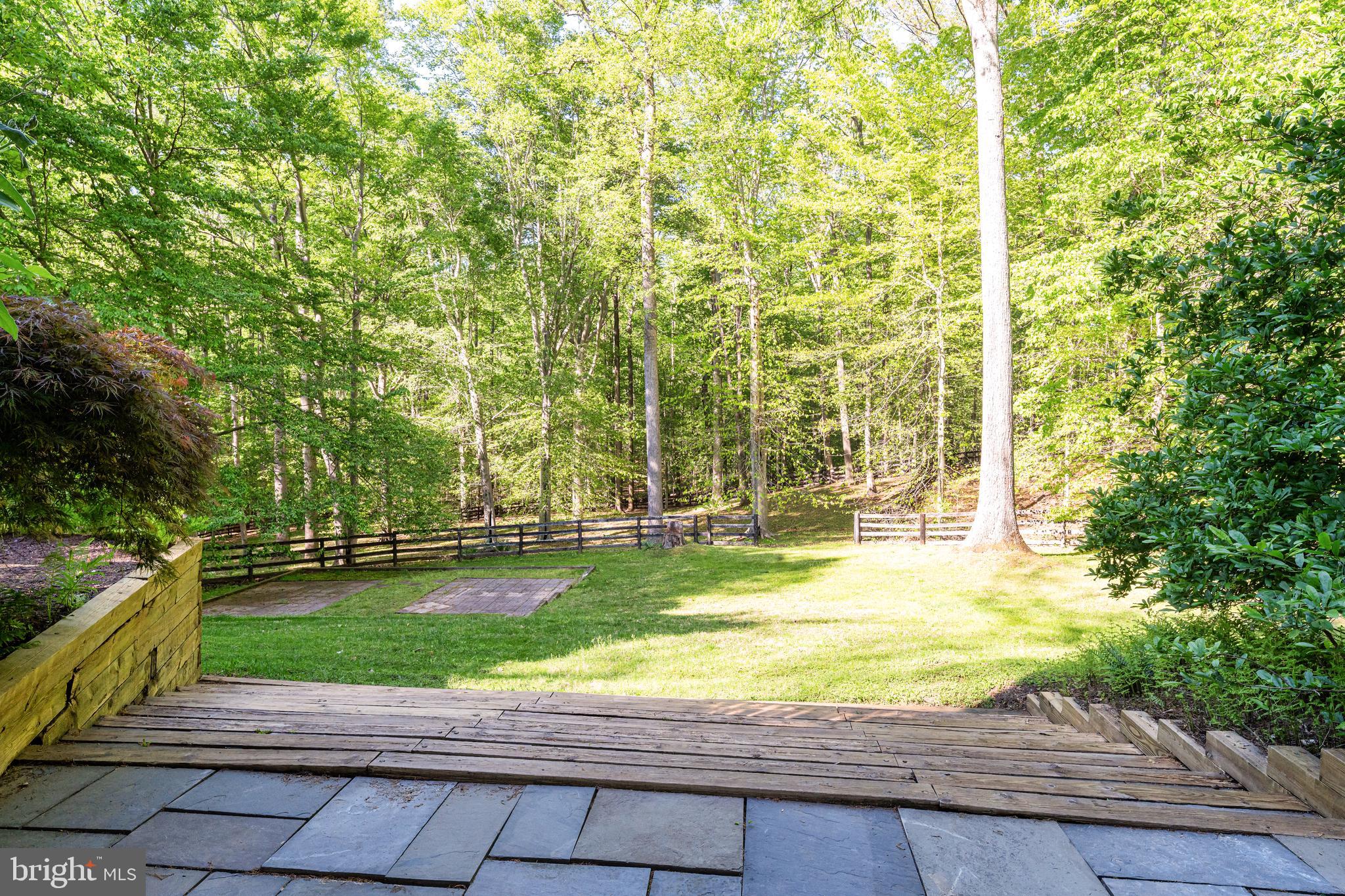 125 EAGLES MERE ROAD