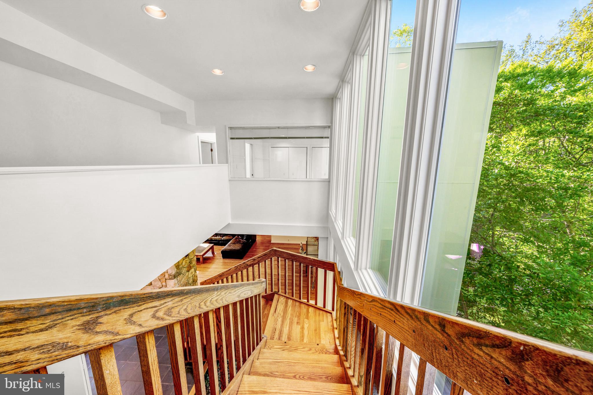 125 EAGLES MERE ROAD