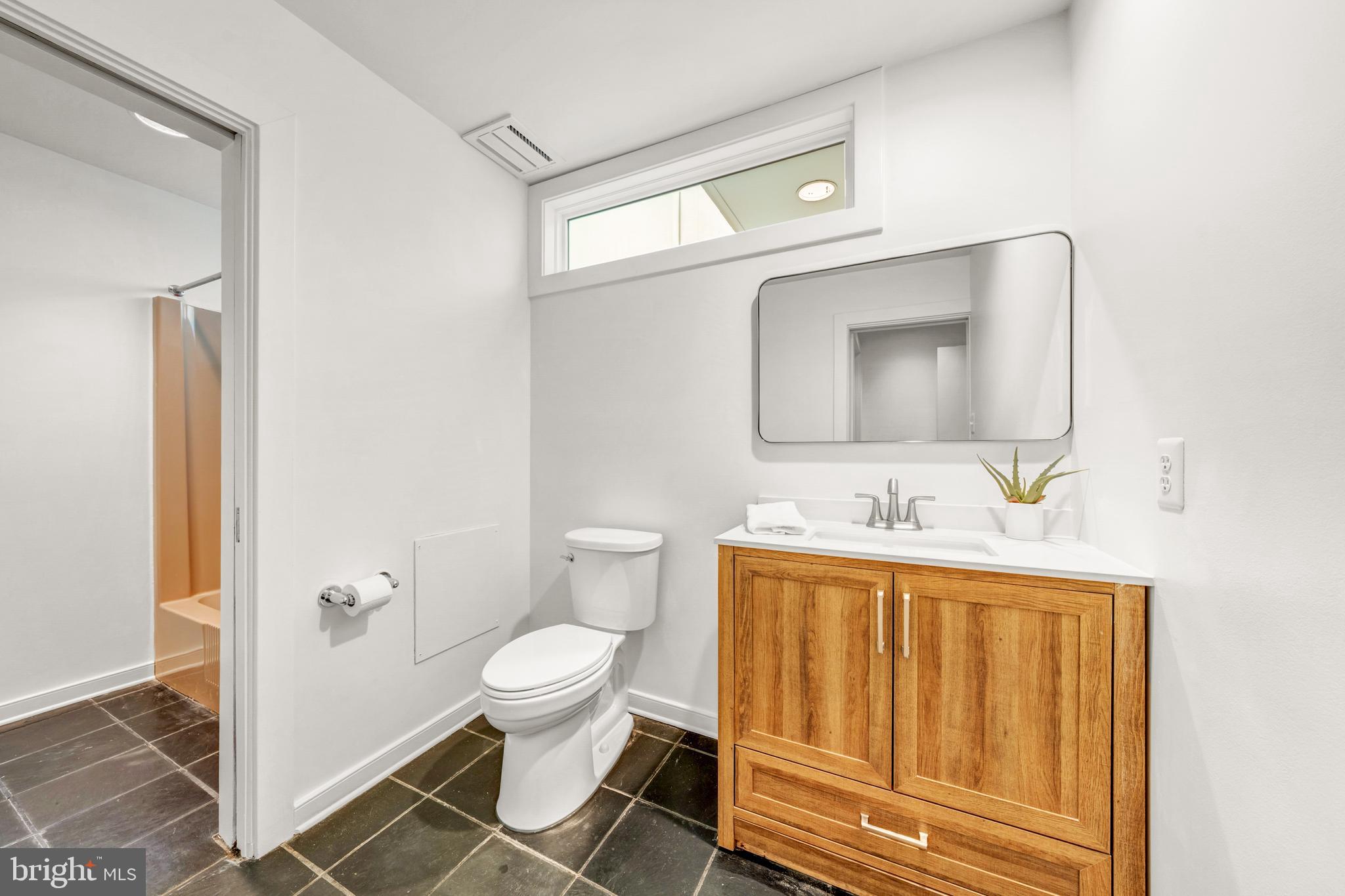 125 EAGLES MERE ROAD