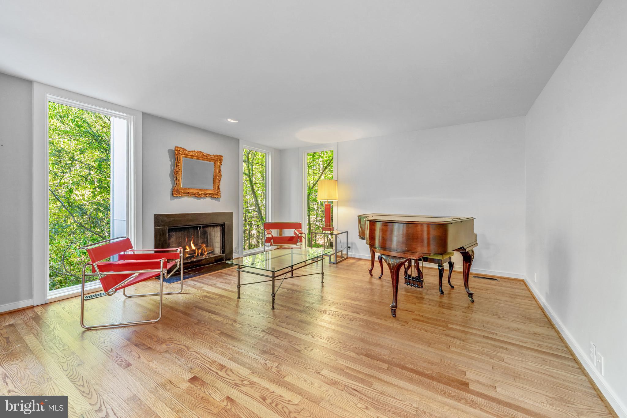 125 EAGLES MERE ROAD