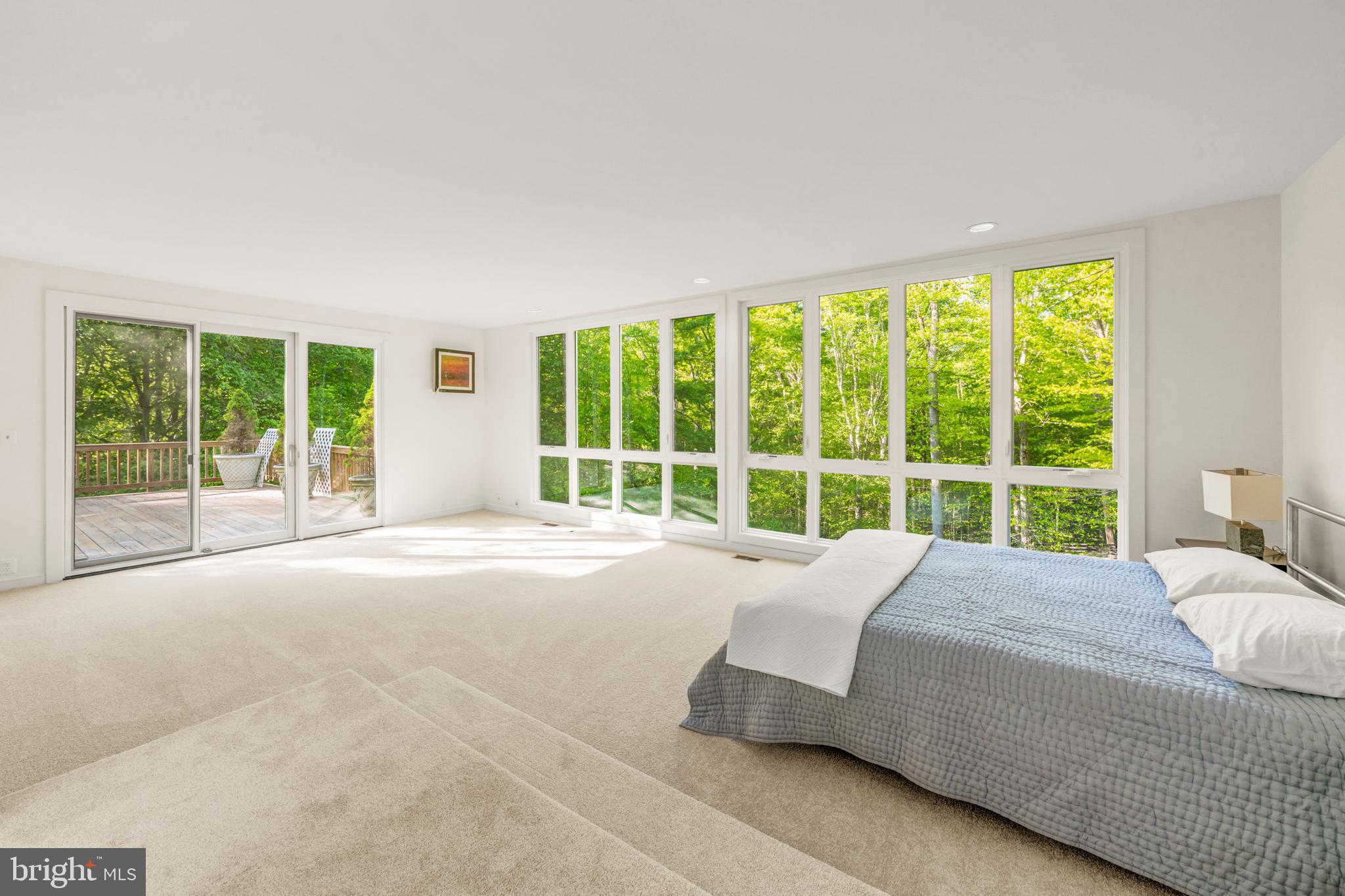 125 EAGLES MERE ROAD