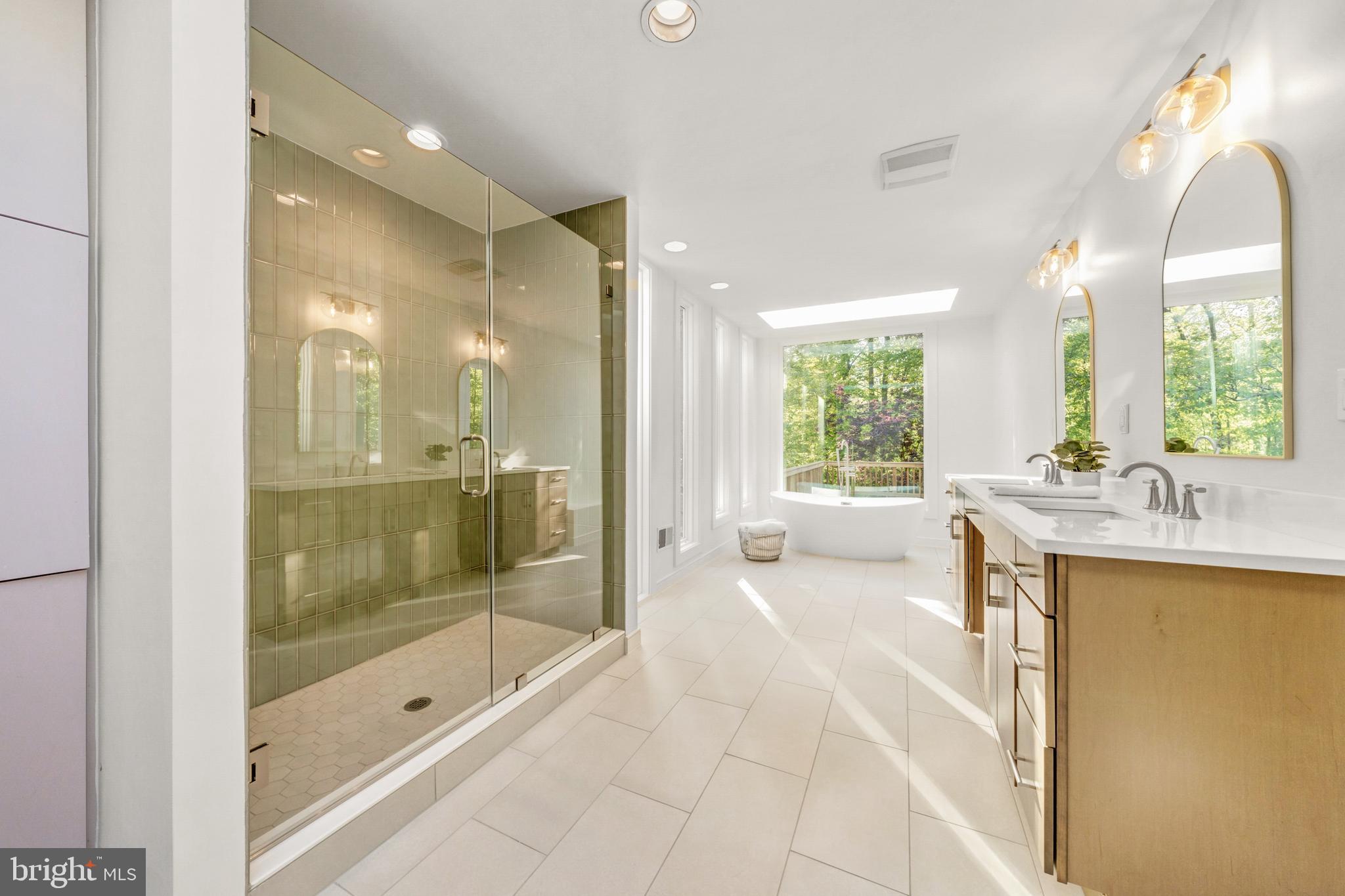 125 EAGLES MERE ROAD