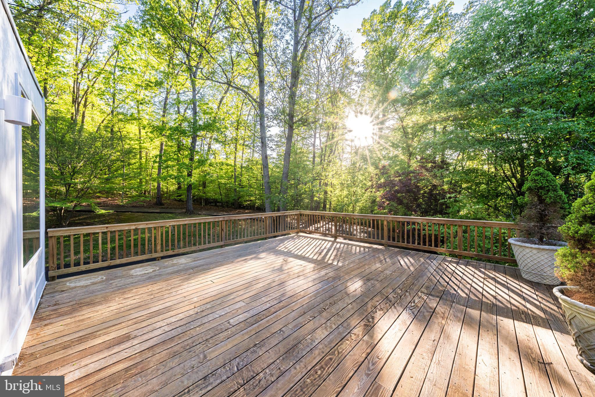 125 EAGLES MERE ROAD