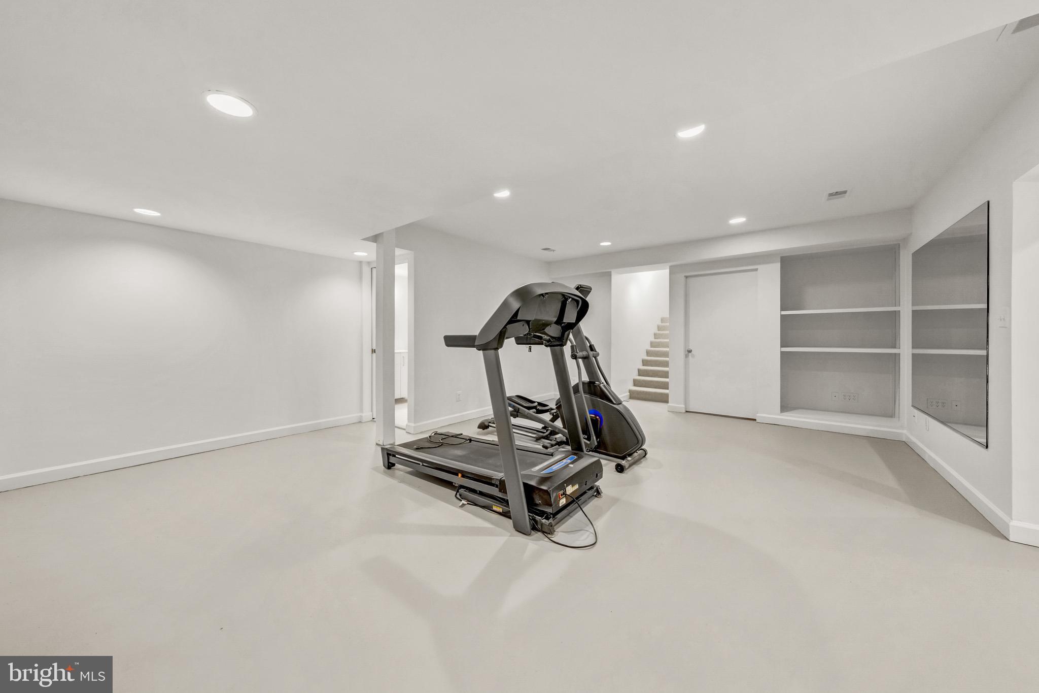 125 EAGLES MERE ROAD