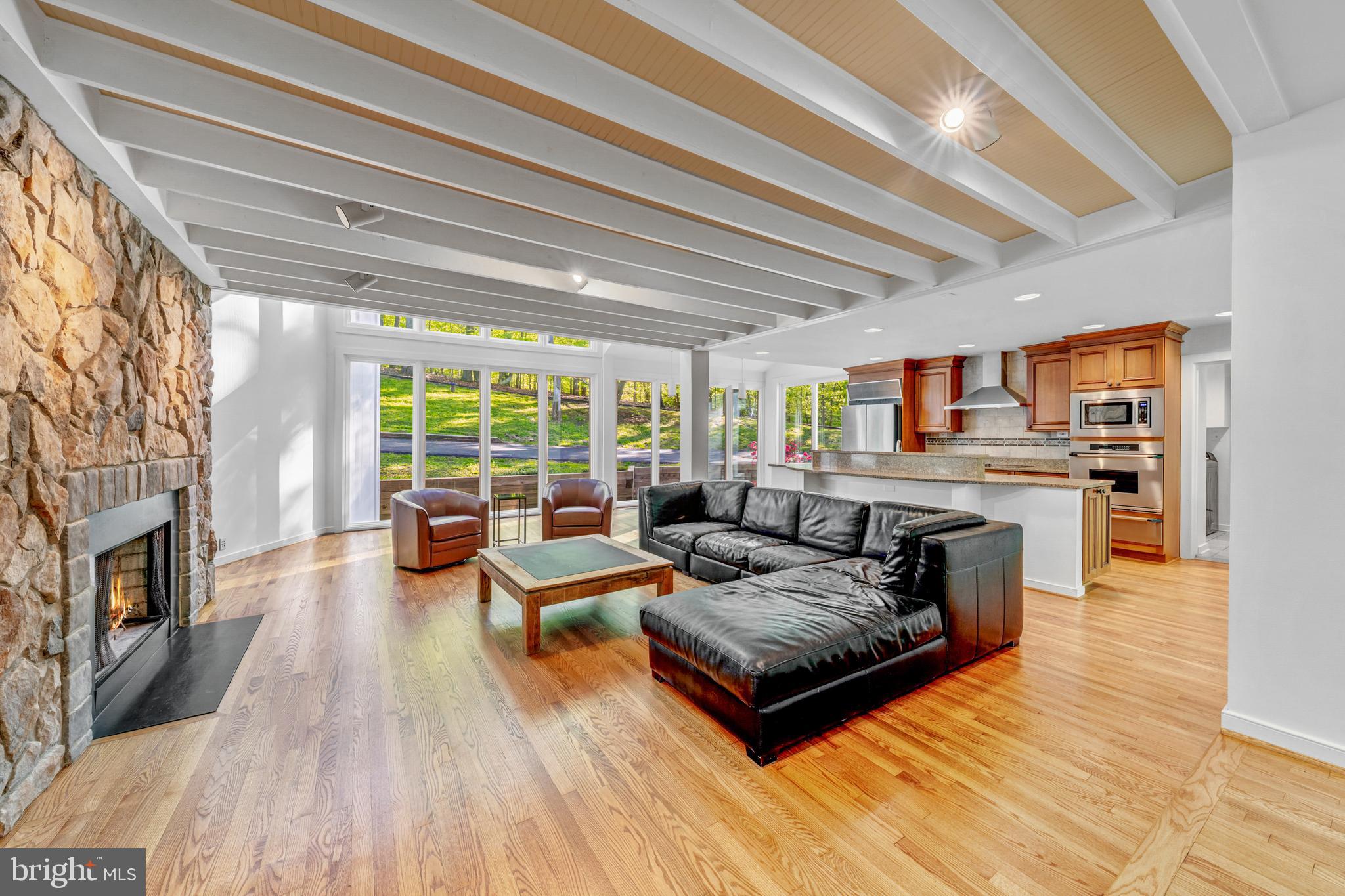 125 EAGLES MERE ROAD