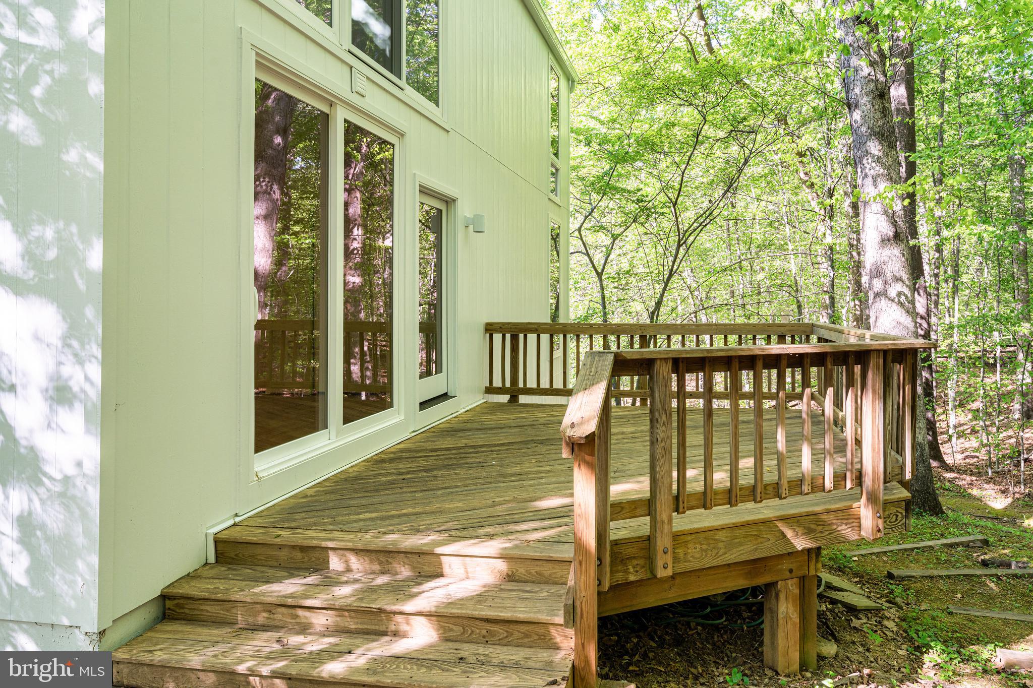 125 EAGLES MERE ROAD