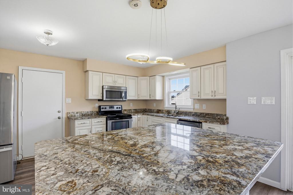 15123 PHILIP LEE ROAD