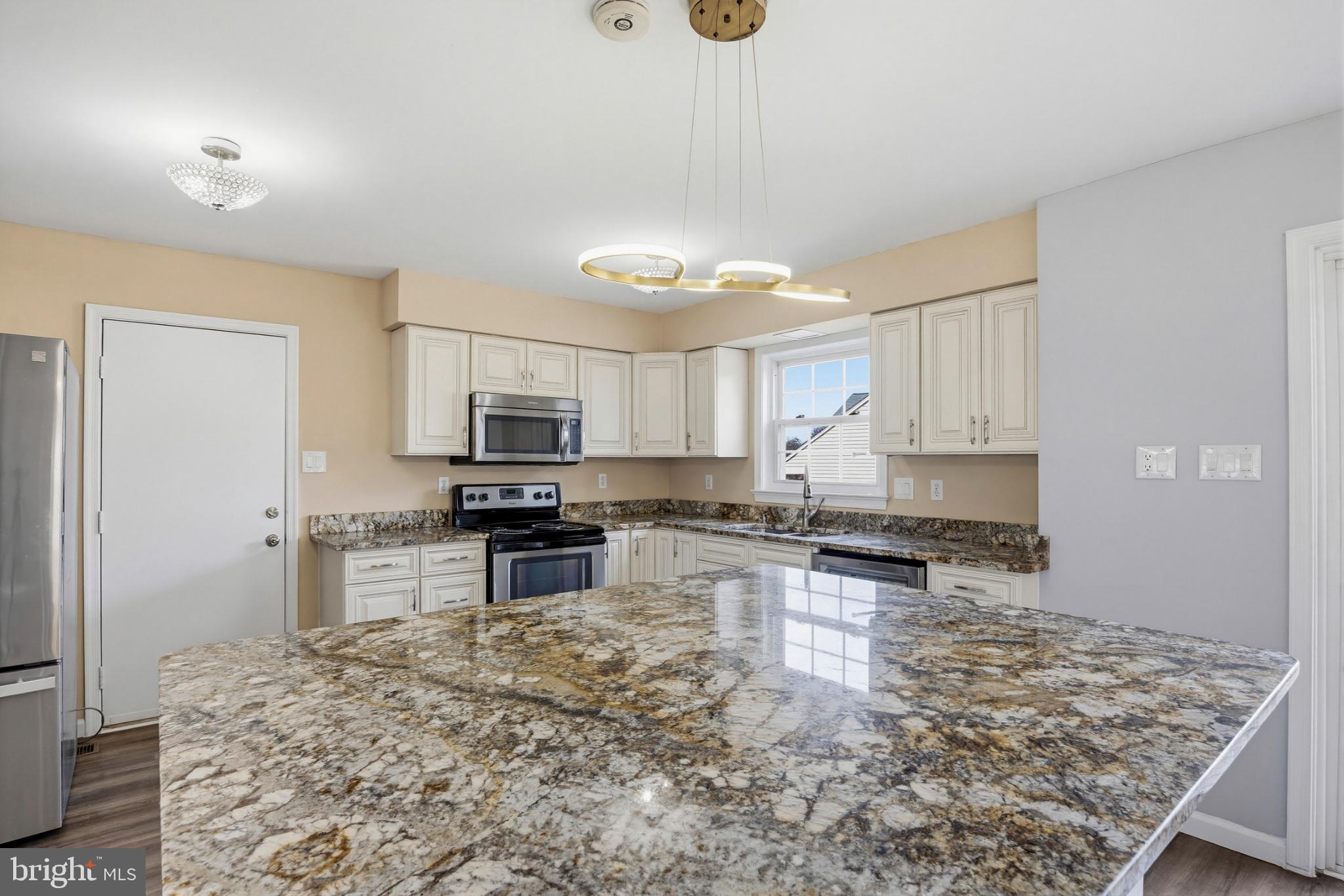 15123 PHILIP LEE ROAD