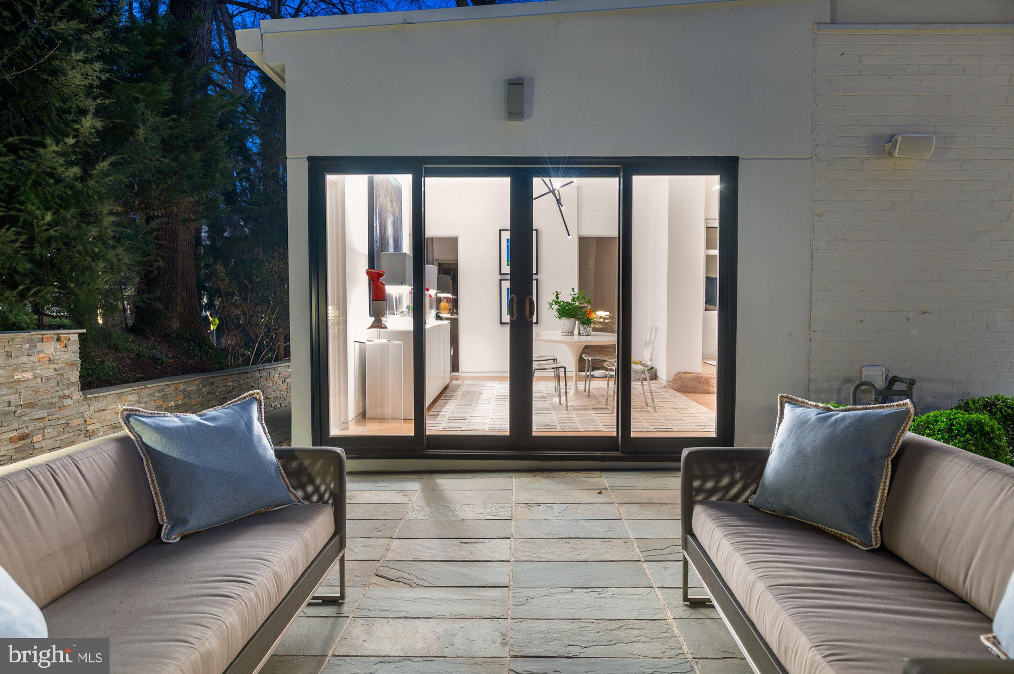 6016 CHESTERBROOK ROAD