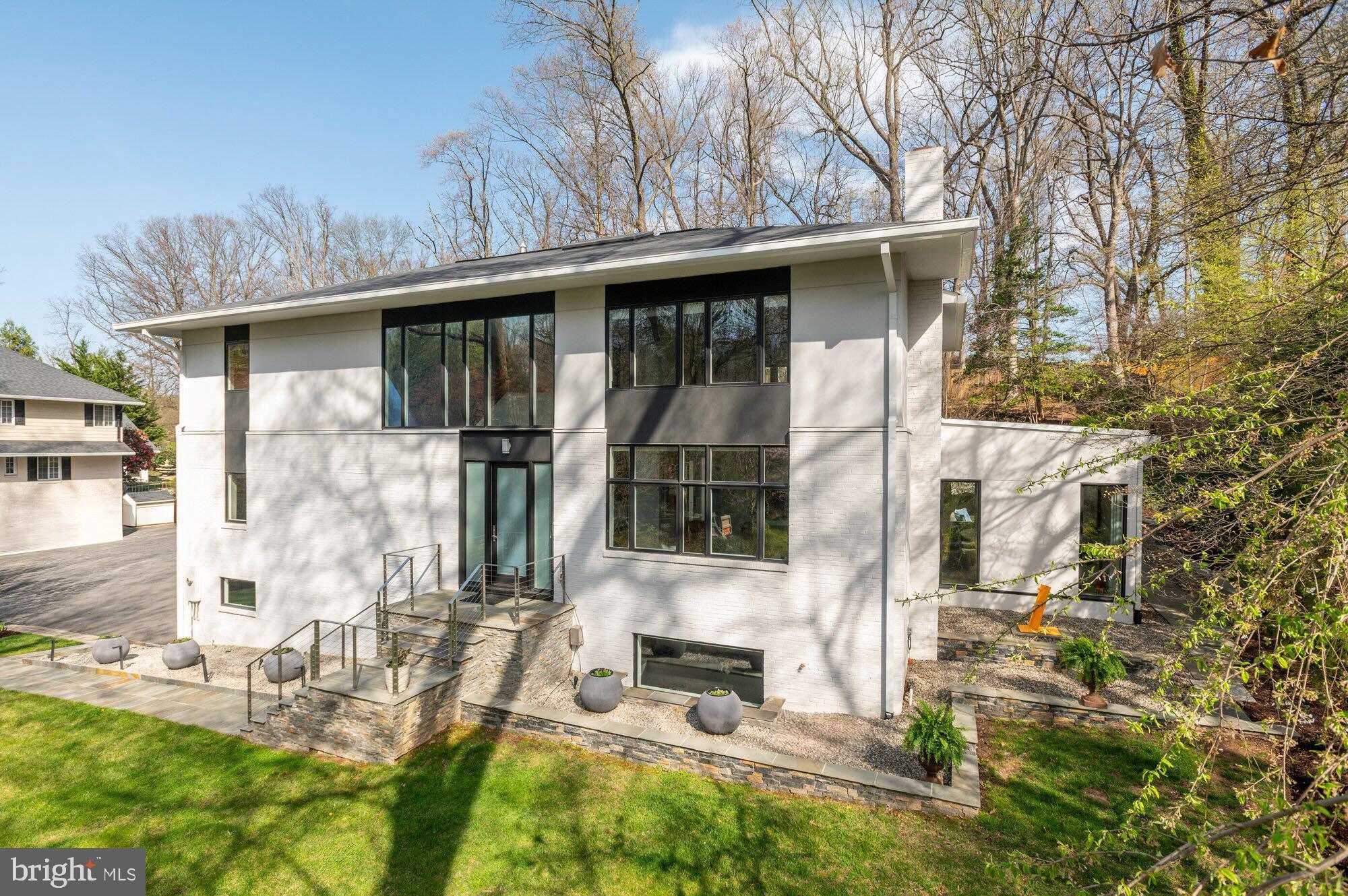 6016 CHESTERBROOK ROAD