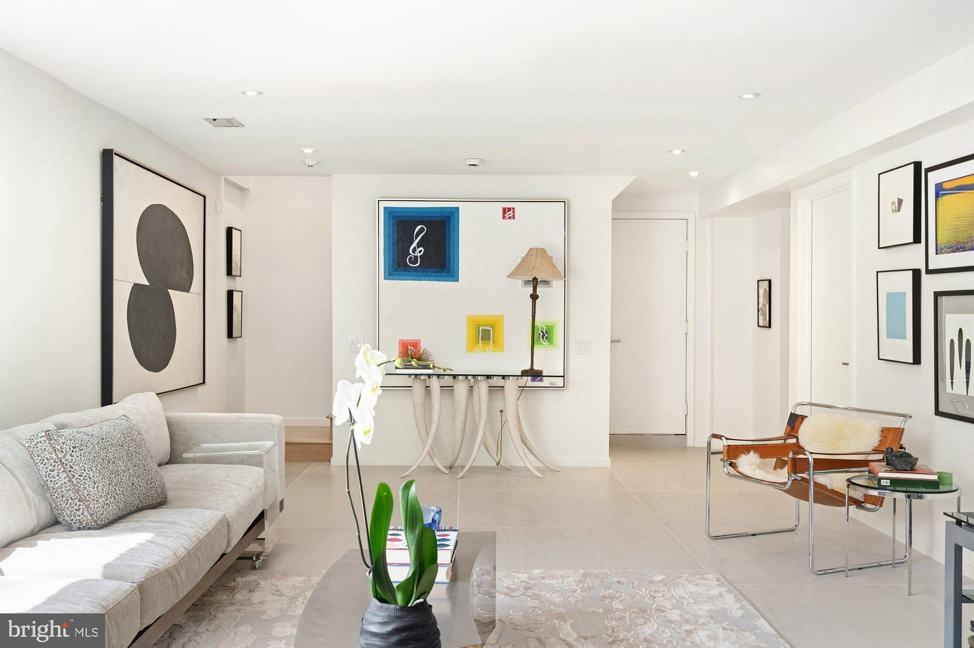 6016 CHESTERBROOK ROAD