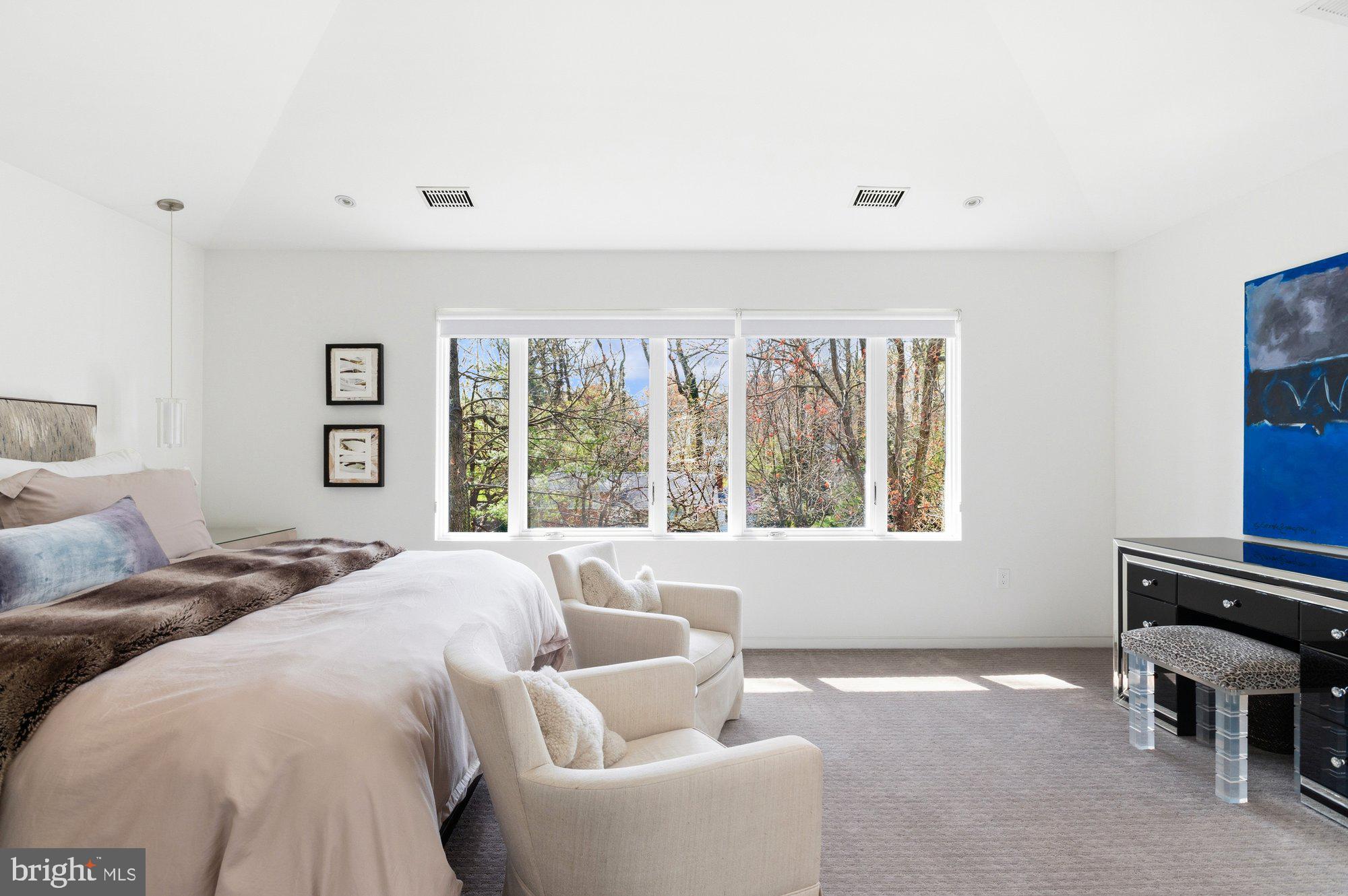 6016 CHESTERBROOK ROAD