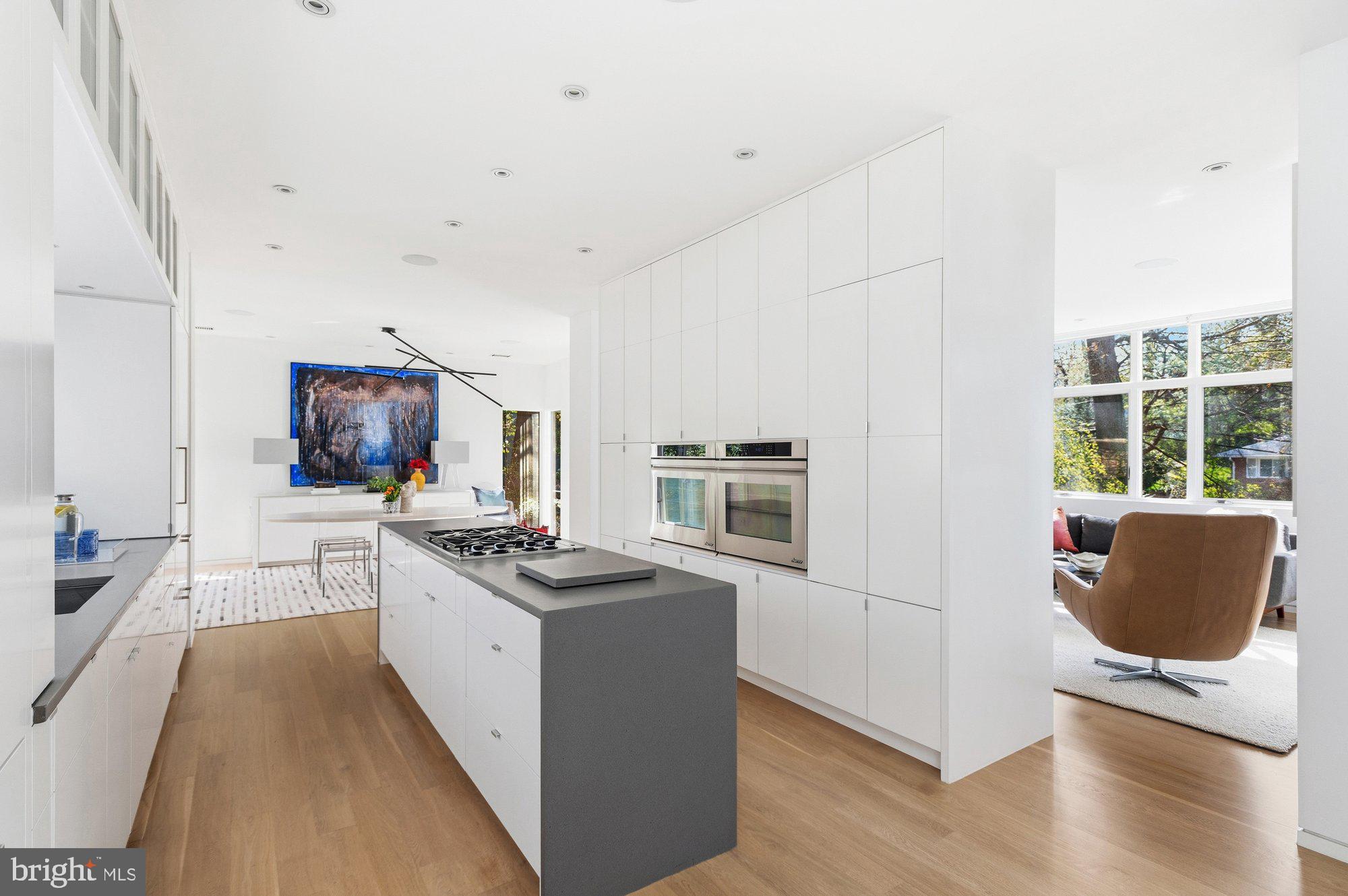 6016 CHESTERBROOK ROAD