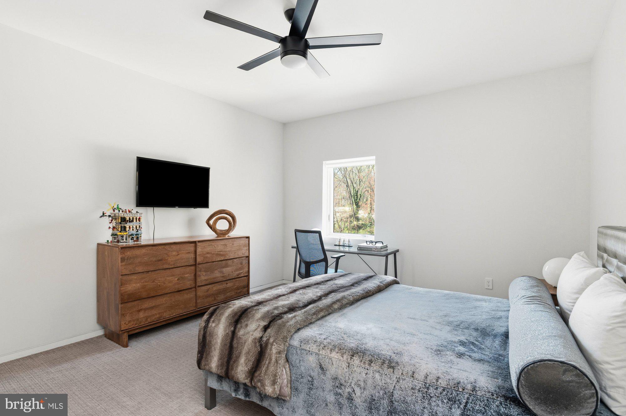 6016 CHESTERBROOK ROAD