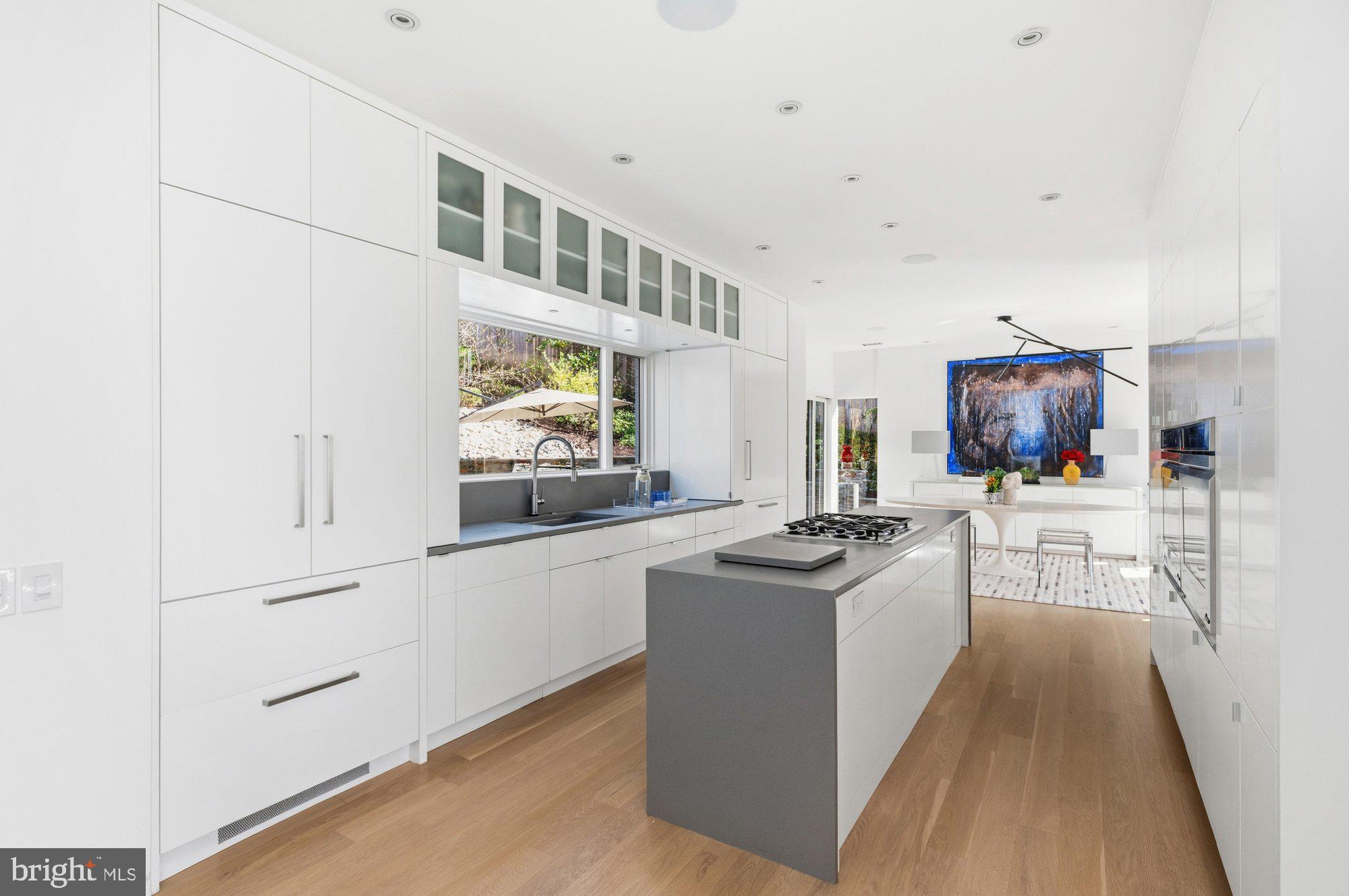 6016 CHESTERBROOK ROAD