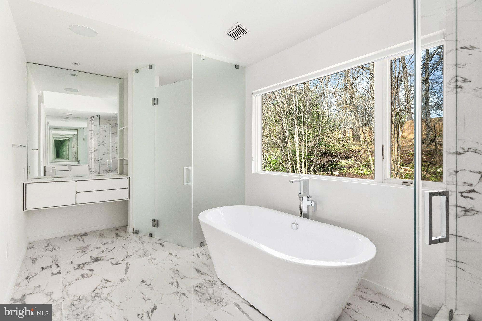 6016 CHESTERBROOK ROAD