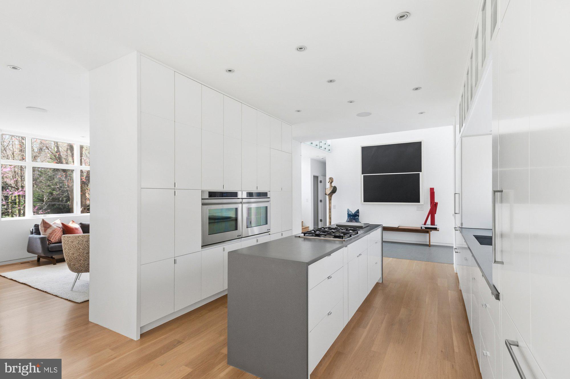 6016 CHESTERBROOK ROAD