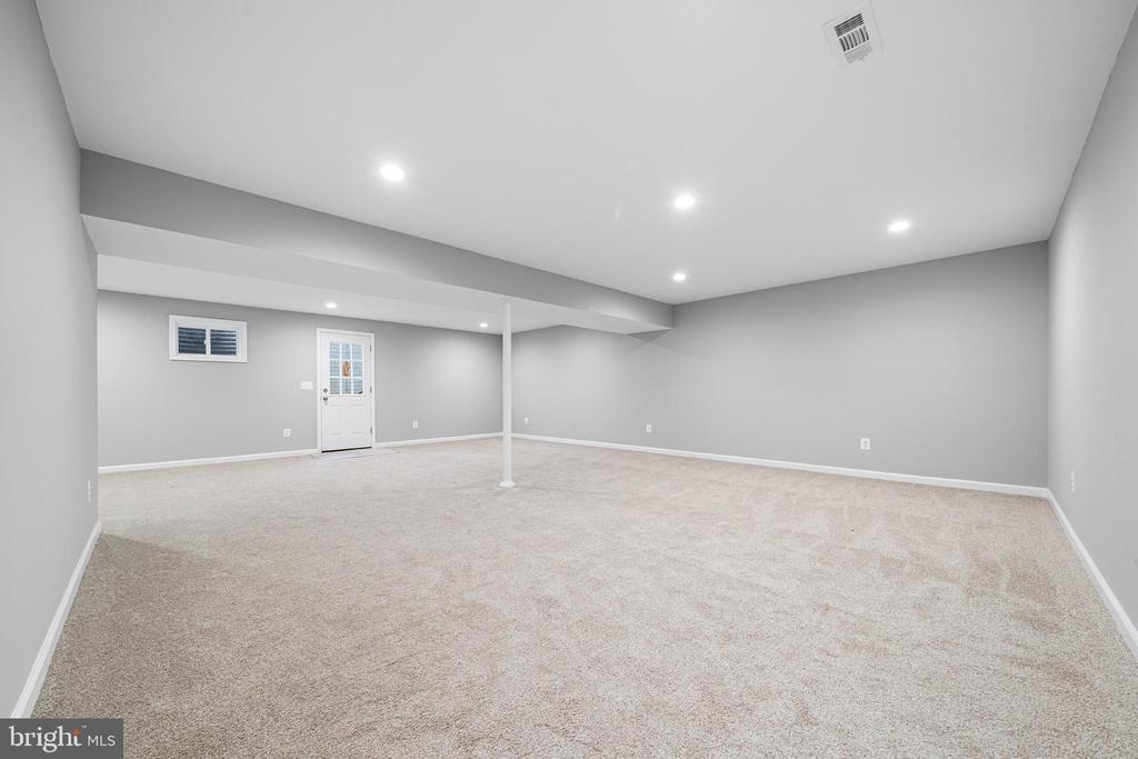 13910 STONEFIELD LANE