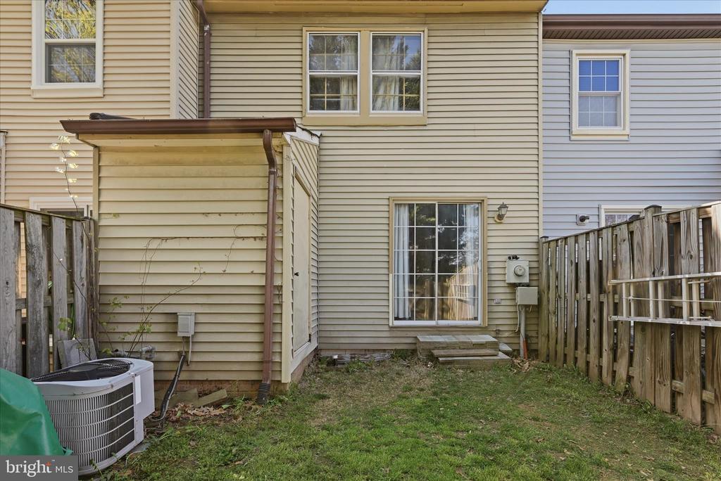 14434 SALISBURY PLAIN COURT
