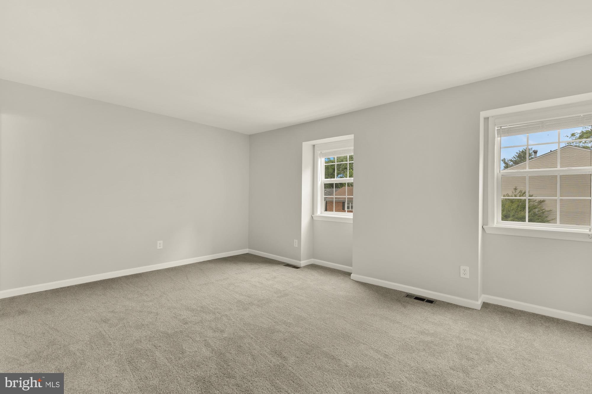 5039 HEAD COURT