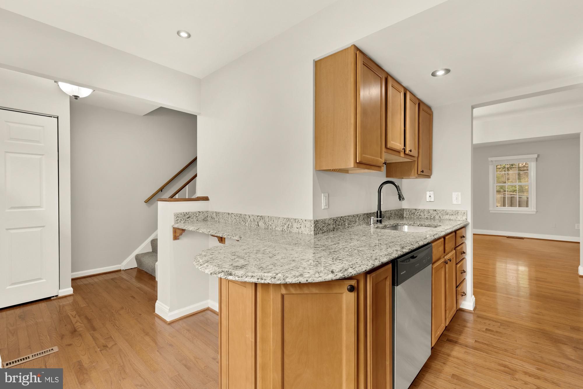 5039 HEAD COURT
