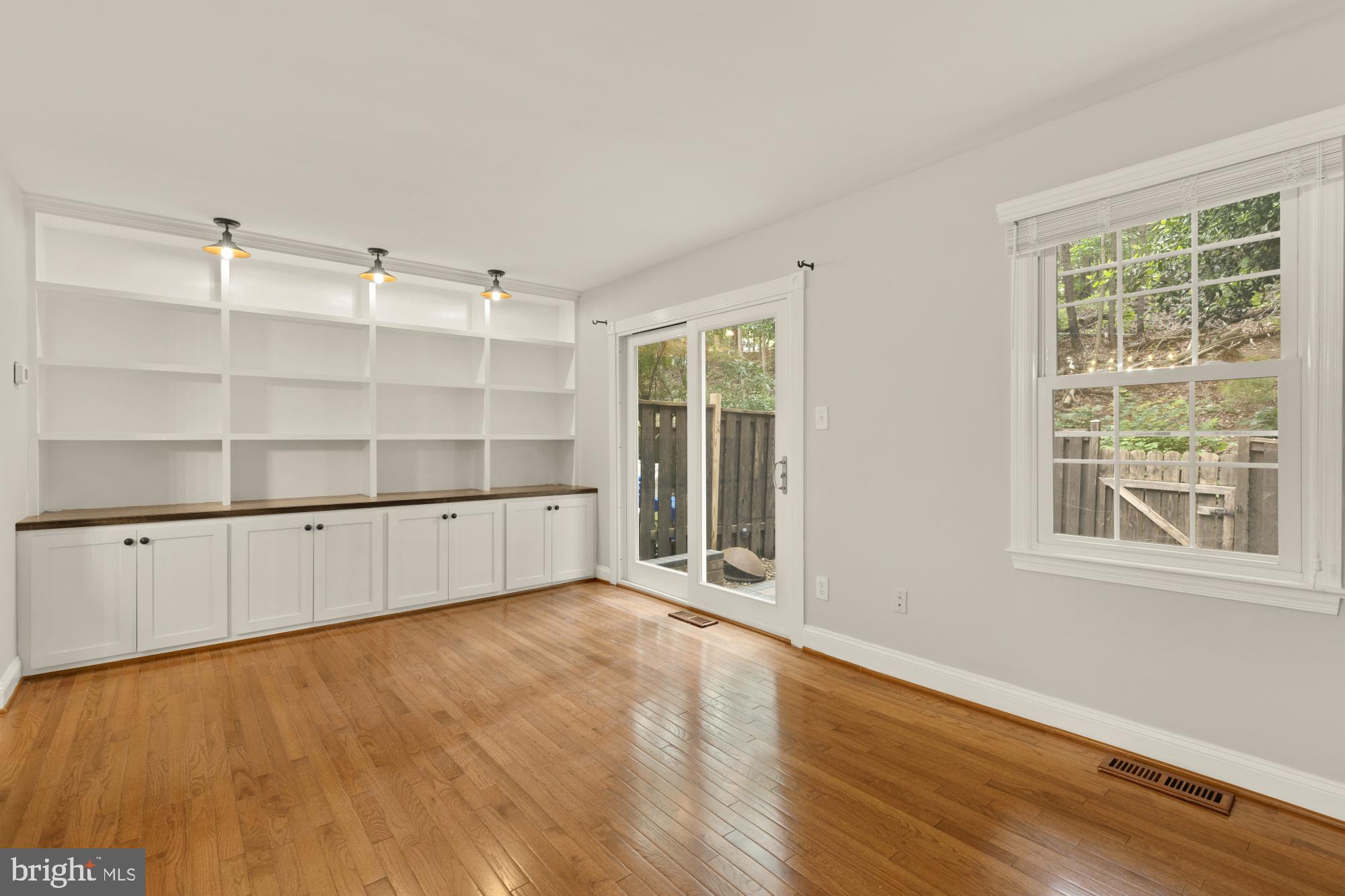 5039 HEAD COURT