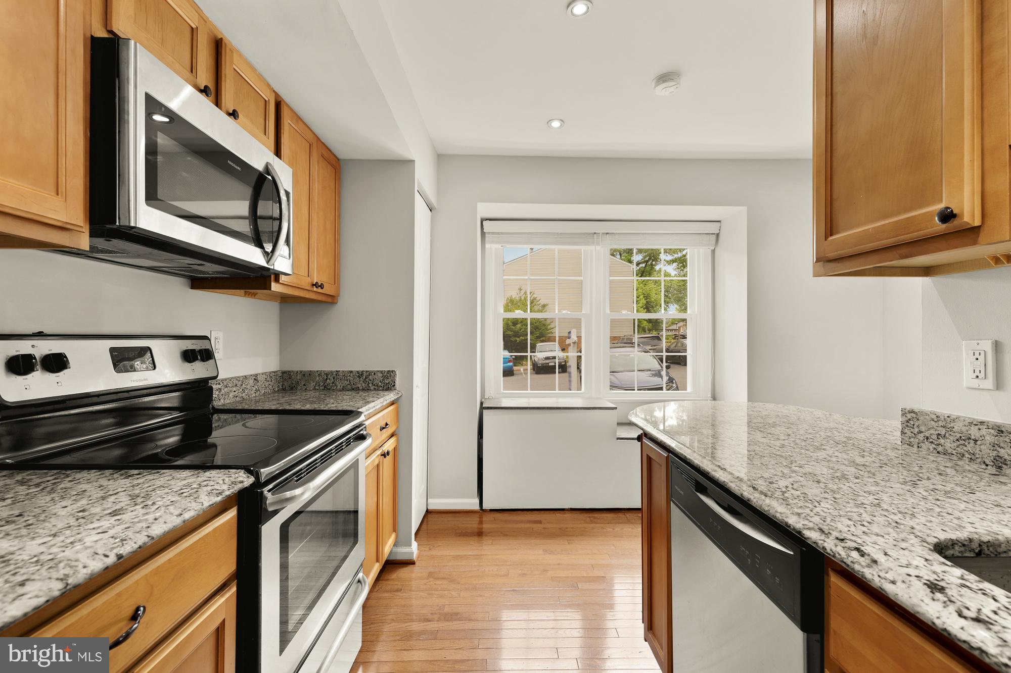 5039 HEAD COURT