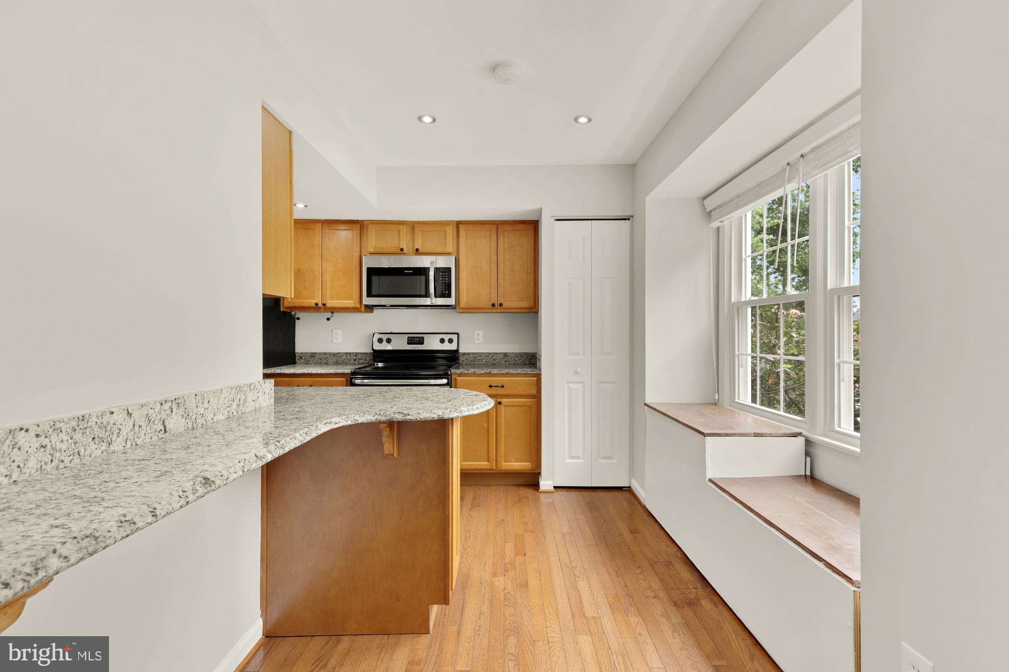 5039 HEAD COURT