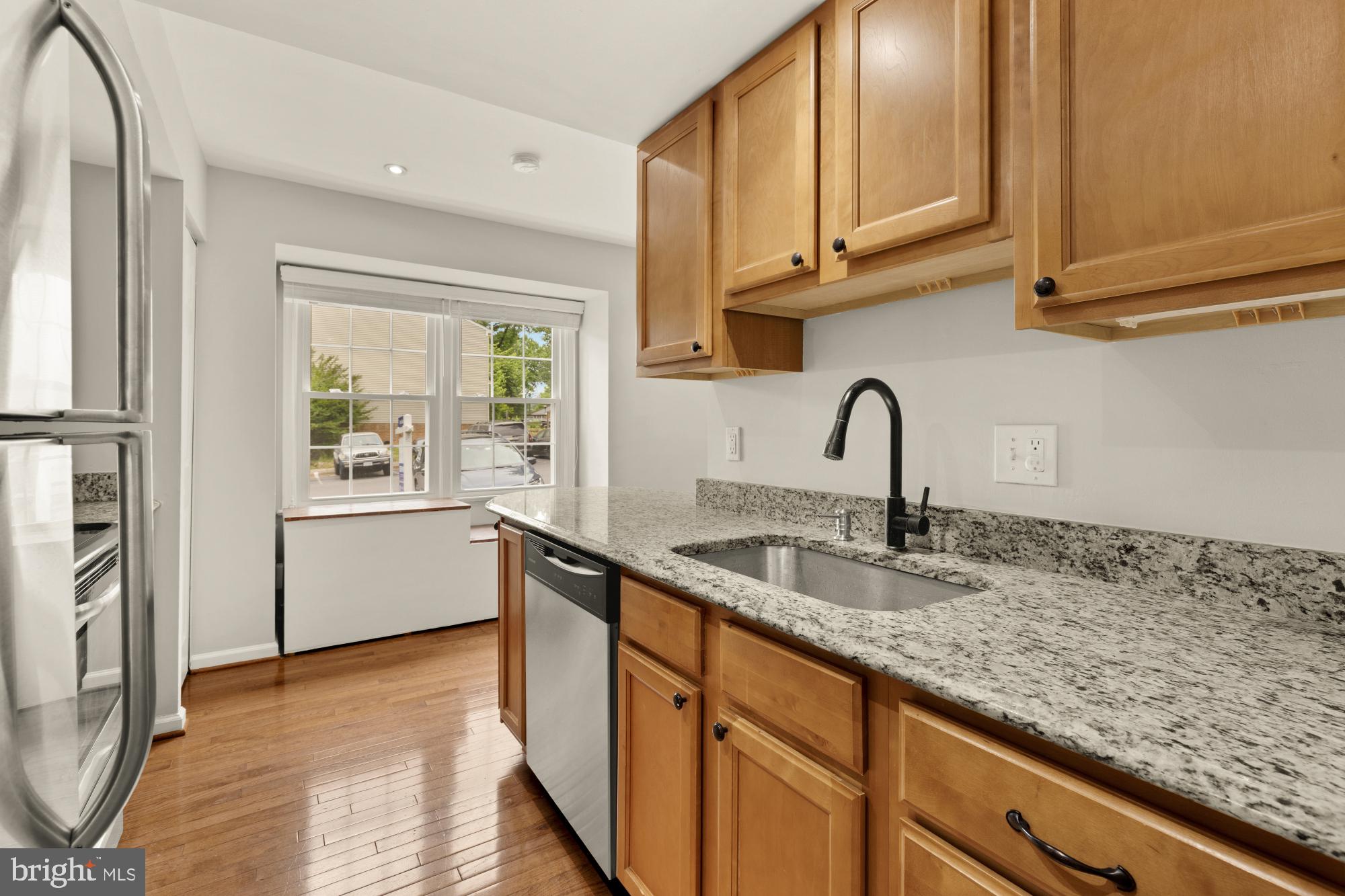 5039 HEAD COURT