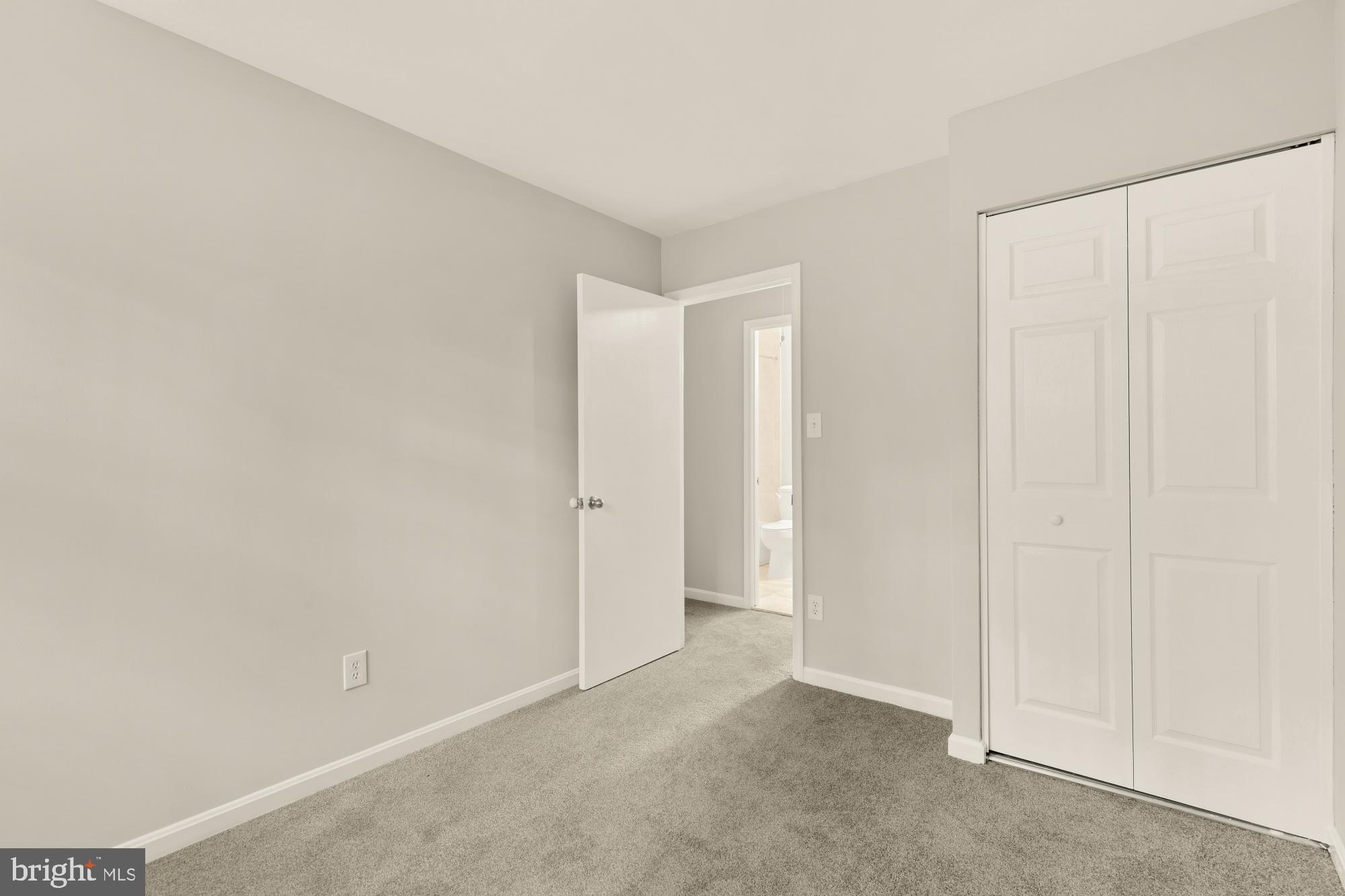 5039 HEAD COURT