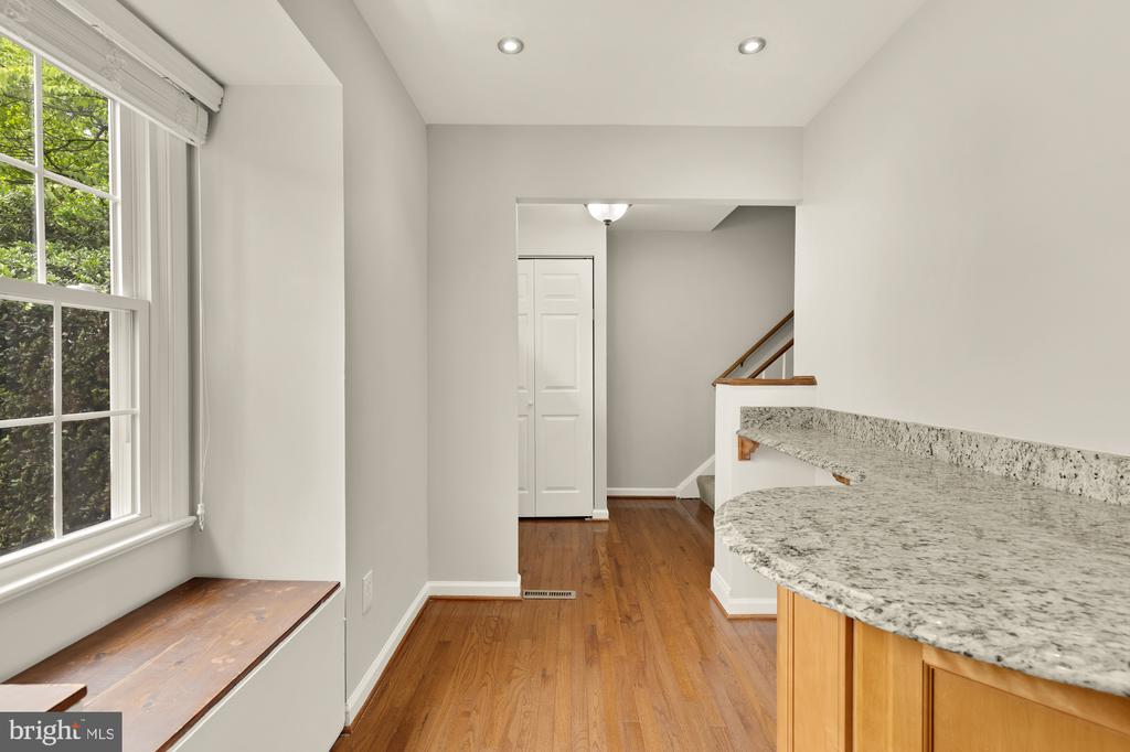 5039 HEAD COURT